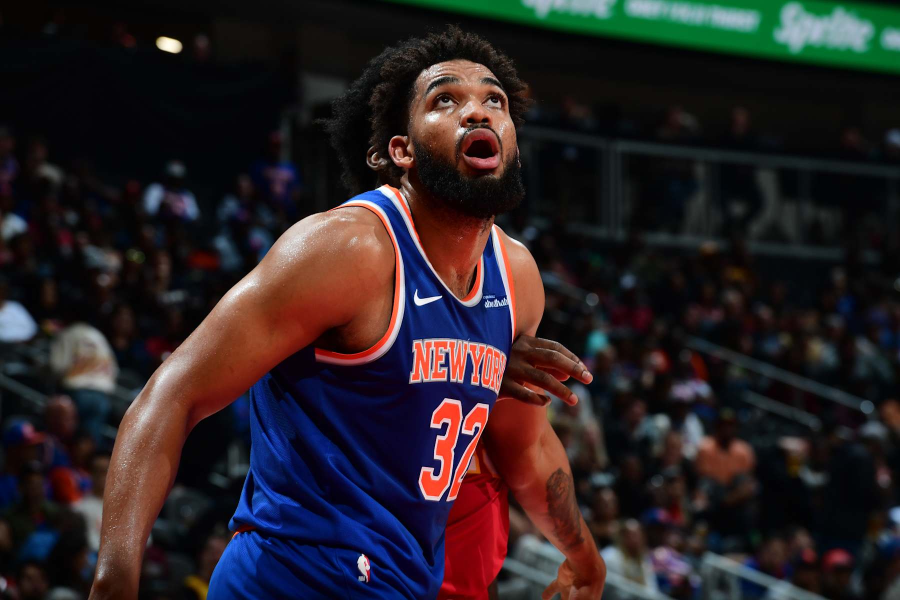 ATLANTA, GA - NOVEMBER 6: Karl Anthony Towns #32 of the New York Knicks boxes out during the game against the Atlanta Hawks during a regular season game on November 6, 2024 at State Farm Arena in Atlanta, Georgia.  NOTE TO USER: User expressly acknowledges and agrees that, by downloading and/or using this Photograph, user is consenting to the terms and conditions of the Getty Images License Agreement. Mandatory Copyright Notice: Copyright 2024 NBAE (Photo by Scott Cunningham/NBAE via Getty Images)
