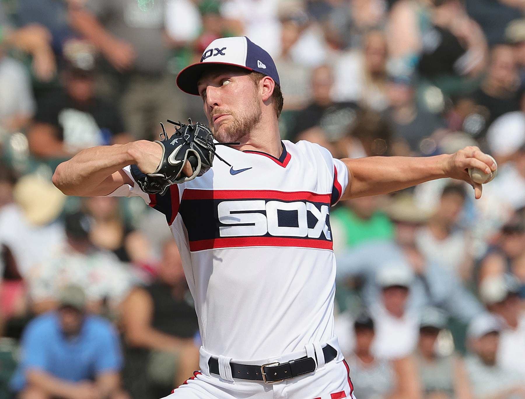 CHICAGO, ILLINOIS - SEPTEMBER 12: Garrett Crochet #45 of the Chicago White Sox pitches against the Boston Red Sox at Guaranteed Rate Field on September 12, 2021 in Chicago, Illinois. (Photo by Jonathan Daniel/Getty Images)