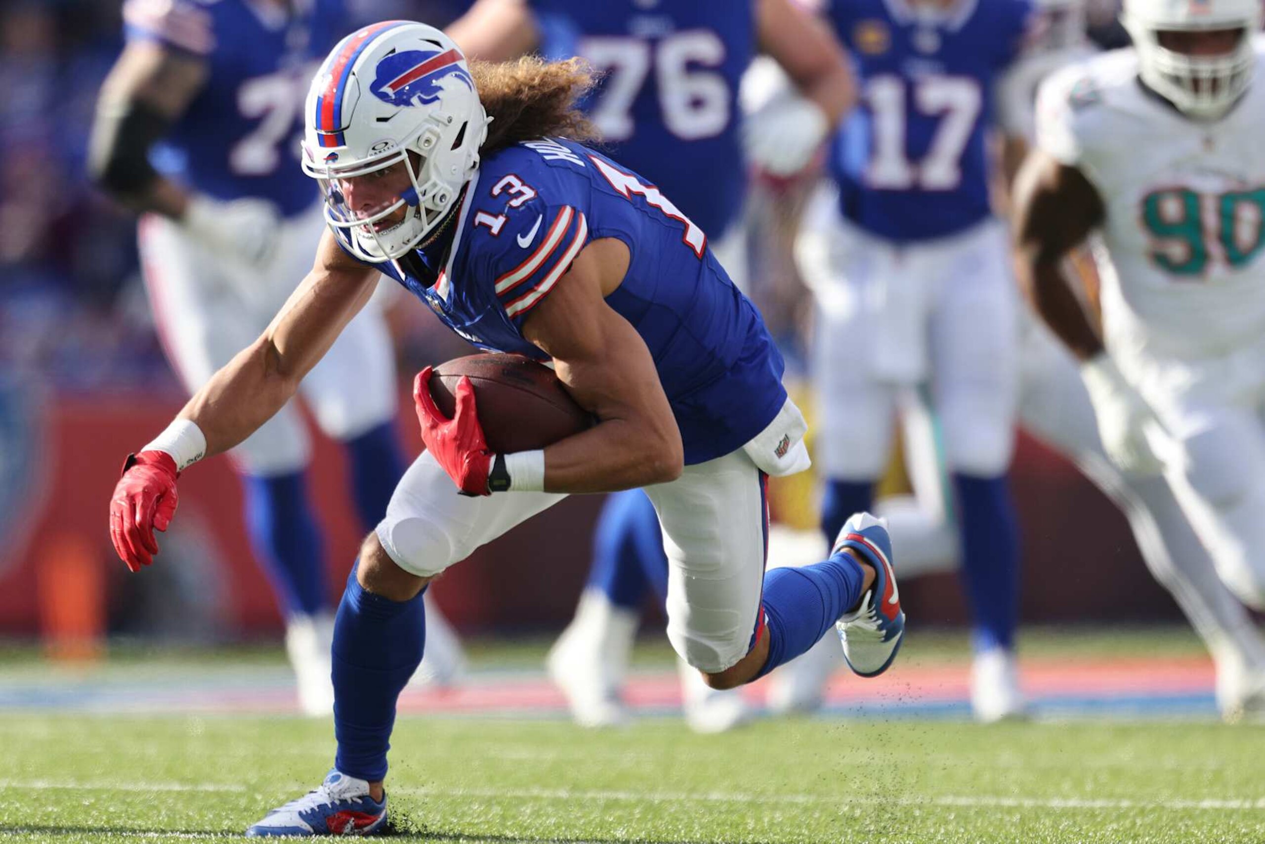 ORCHARD PARK, NEW YORK - NOVEMBER 03: Mack Hollins #13 of the Buffalo Bills carries the ball against the Miami Dolphins during the second quarter at Highmark Stadium on November 03, 2024 in Orchard Park, New York. (Photo by Bryan M. Bennett/Getty Images)