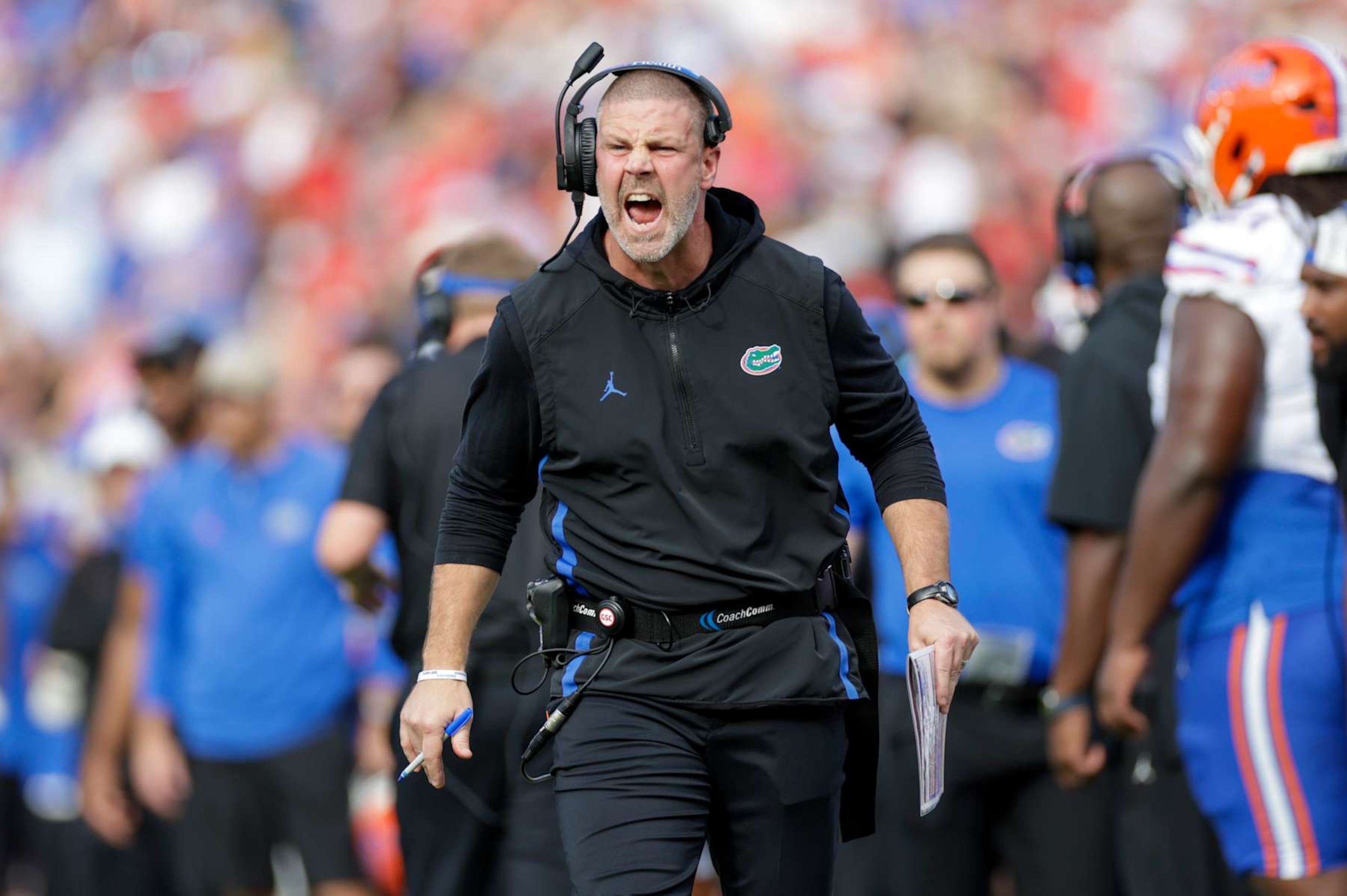 JACKSONVILLE, FL - NOVEMBER 02: Florida Gators head coach Billy Napier argues a call during the game between the Georgia Bulldogs and the Florida Gators on November 2, 2024 at EverBank Stadium in Jacksonville, Fl. (Photo by David Rosenblum/Icon Sportswire via Getty Images) JACKSONVILLE, FL - NOVEMBER 02: Florida Gators head coach Billy Napier argues a call during the game between the Georgia Bulldogs and the Florida Gators on November 2, 2024 at EverBank Stadium in Jacksonville, Fl. (Photo by David Rosenblum/Icon Sportswire via Getty Images)