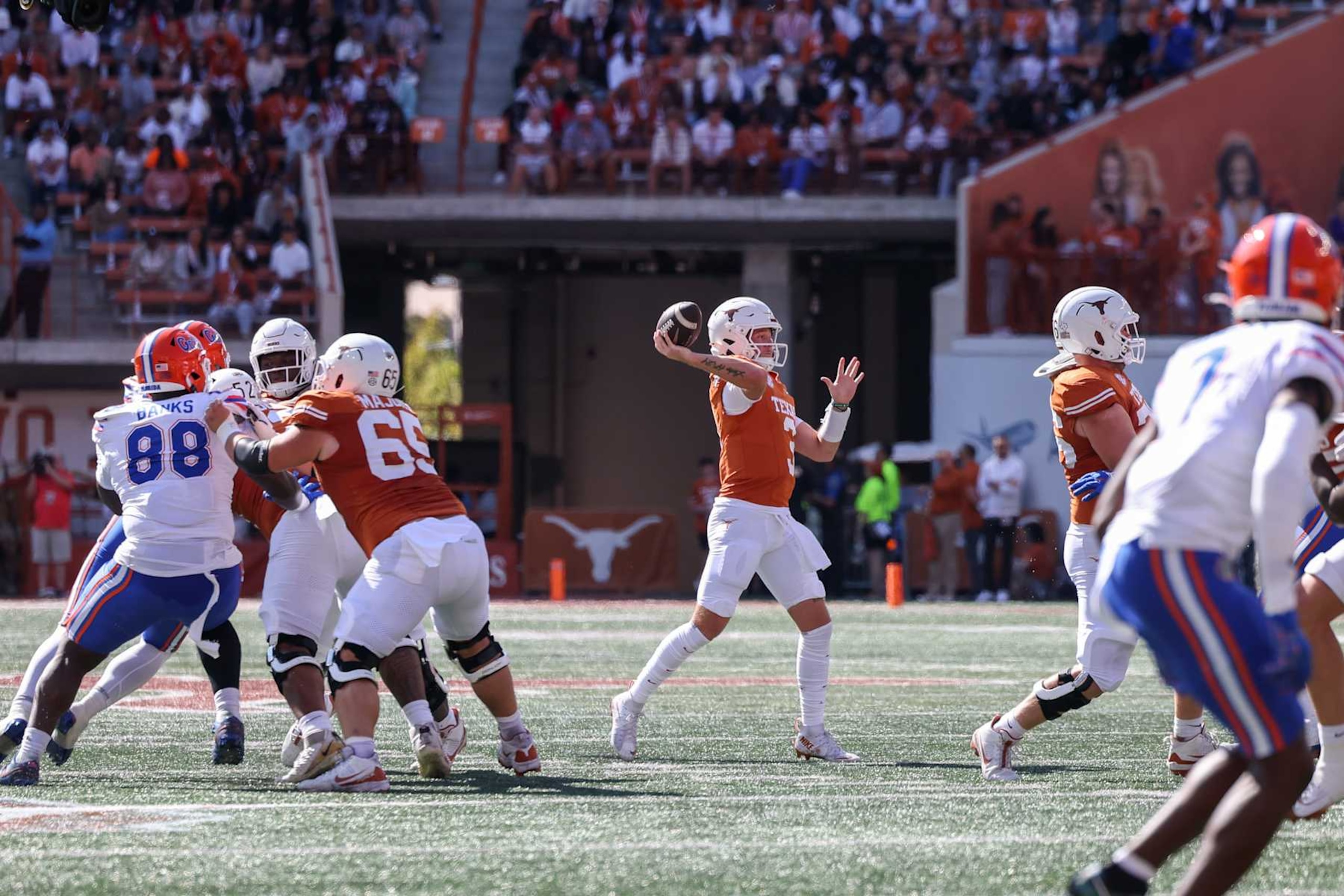 AUSTIN, TX - NOVEMBER 09: Texas Longhorns quarterback Quinn Ewers (3) passes the ball from the pocket during the SEC college football game between Texas Longhorns and Florida Gators on November 9, 2024, at Darrell K Royal - Texas Memorial Stadium in Austin, TX. (Photo by David Buono/Icon Sportswire via Getty Images)
