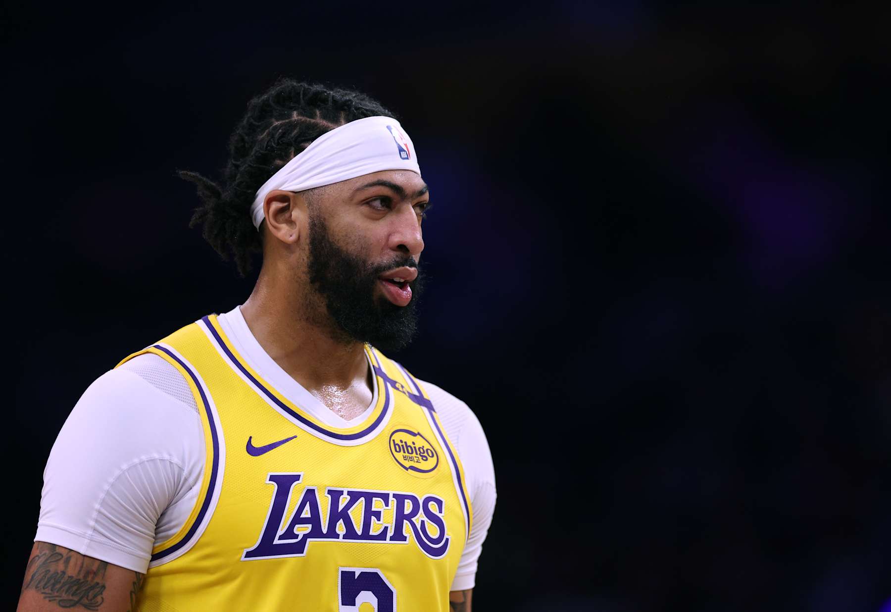 LOS ANGELES, CALIFORNIA - NOVEMBER 08: Anthony Davis #3 of the Los Angeles Lakers during a 116-106 Lakers win over the Philadelphia 76ers at Crypto.com Arena on November 08, 2024 in Los Angeles, California. (Photo by Harry How/Getty Images) NOTE TO USER: User expressly acknowledges and agrees that, by downloading and/or using this Photograph, user is consenting to the terms and conditions of the Getty Images License Agreement. (Photo by Harry How/Getty Images)