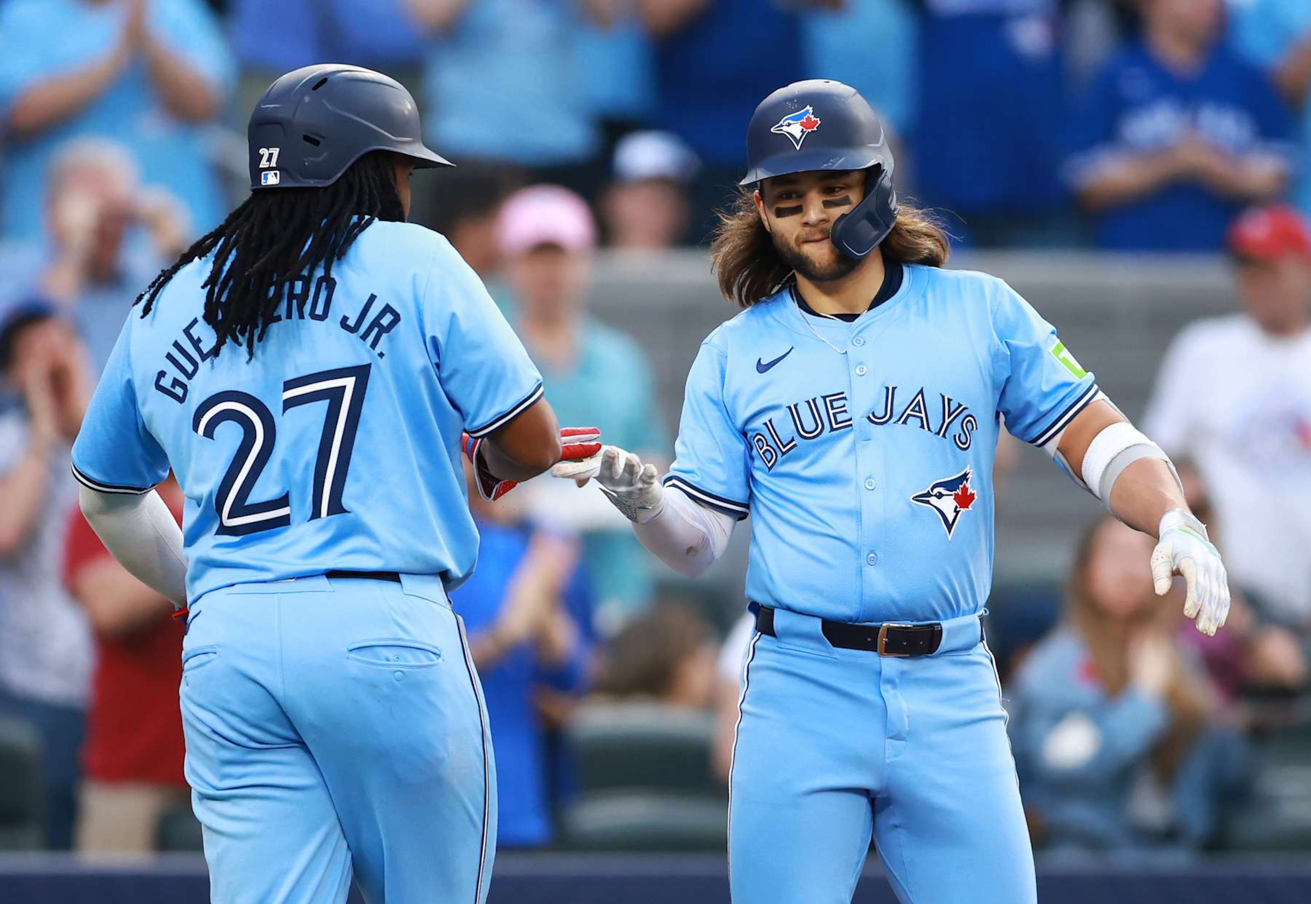 Vladimir Guerrero Jr. (L) and Bo Bichette (R)