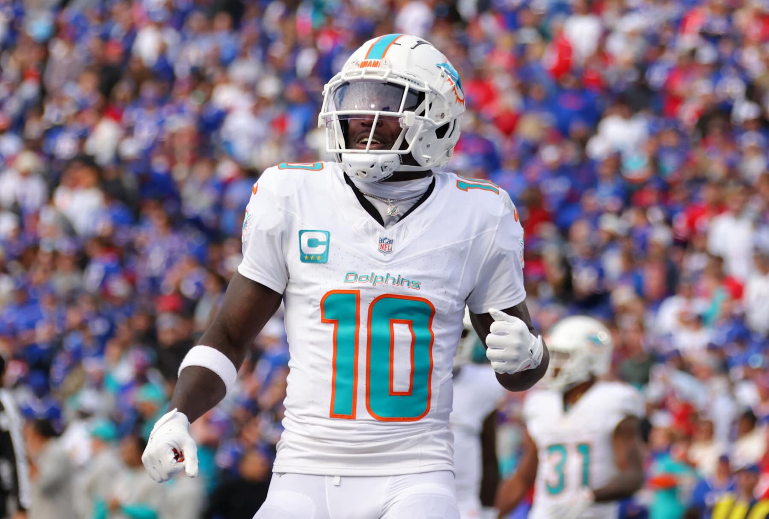 ORCHARD PARK, NEW YORK - NOVEMBER 3: Tyreek Hill #10 of the Miami Dolphins against the Buffalo Bills at Highmark Stadium on November 3, 2024 in Orchard Park, New York. (Photo by Timothy T Ludwig/Getty Images)