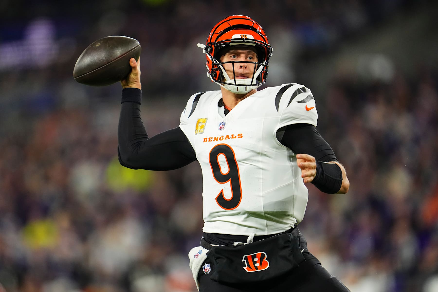 BALTIMORE, MD - NOVEMBER 07: Joe Burrow #9 of the Cincinnati Bengals throws the ball during an NFL football game against the Baltimore Ravens at M&T Bank Stadium on November 7, 2024 in Baltimore, Maryland. (Photo by Cooper Neill/Getty Images) BALTIMORE, MD - NOVEMBER 07: Joe Burrow #9 of the Cincinnati Bengals throws the ball during an NFL football game against the Baltimore Ravens at M&T Bank Stadium on November 7, 2024 in Baltimore, Maryland. (Photo by Cooper Neill/Getty Images)