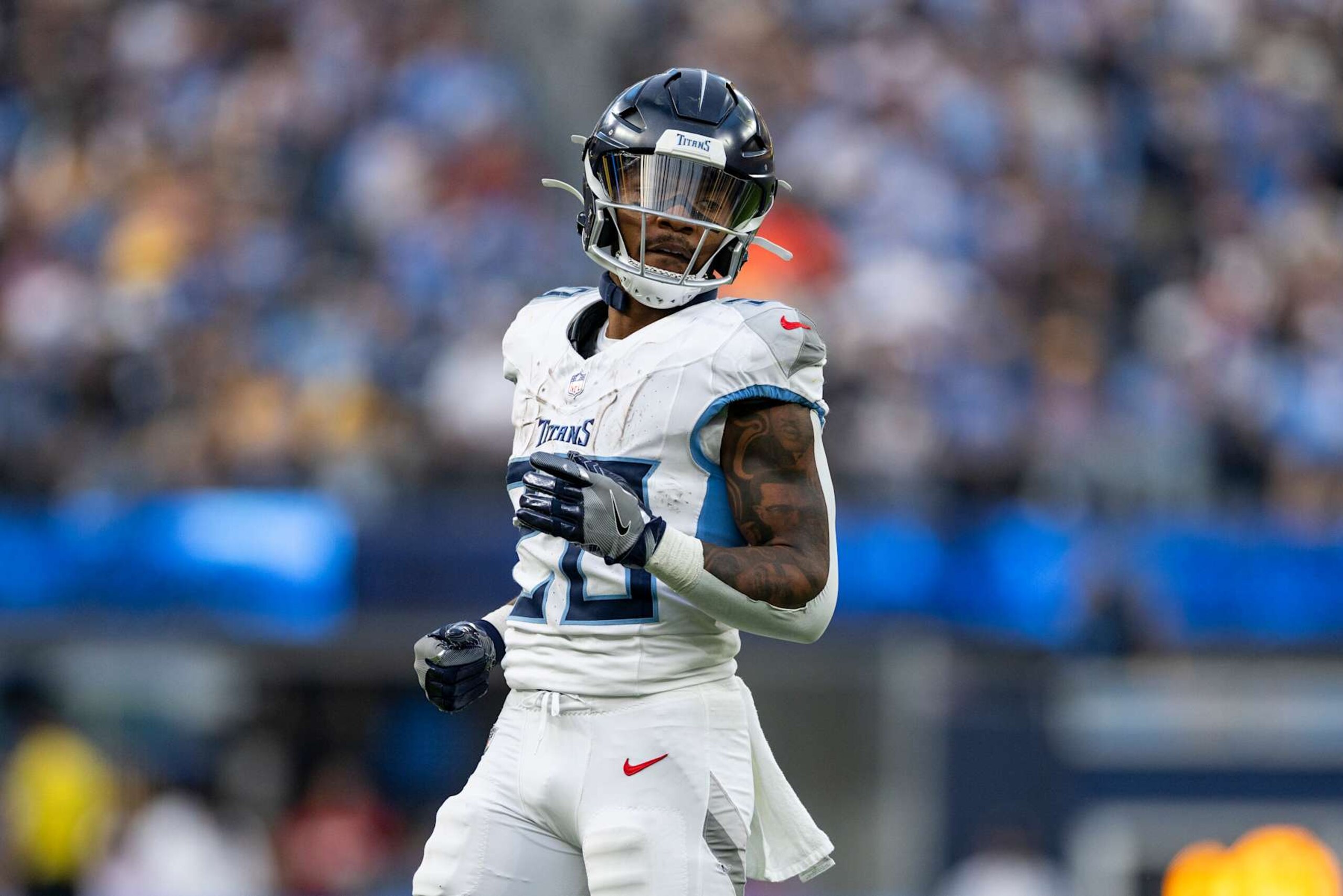 INGLEWOOD, CALIFORNIA - NOVEMBER 10: Tony Pollard #20 of the Tennessee Titans runs during an NFL Football game against the Los Angeles Chargers at SoFi Stadium on November 10, 2024 in Inglewood, California. (Photo by Michael Owens/Getty Images) INGLEWOOD, CALIFORNIA - NOVEMBER 10: Tony Pollard #20 of the Tennessee Titans runs during an NFL Football game against the Los Angeles Chargers at SoFi Stadium on November 10, 2024 in Inglewood, California. (Photo by Michael Owens/Getty Images)