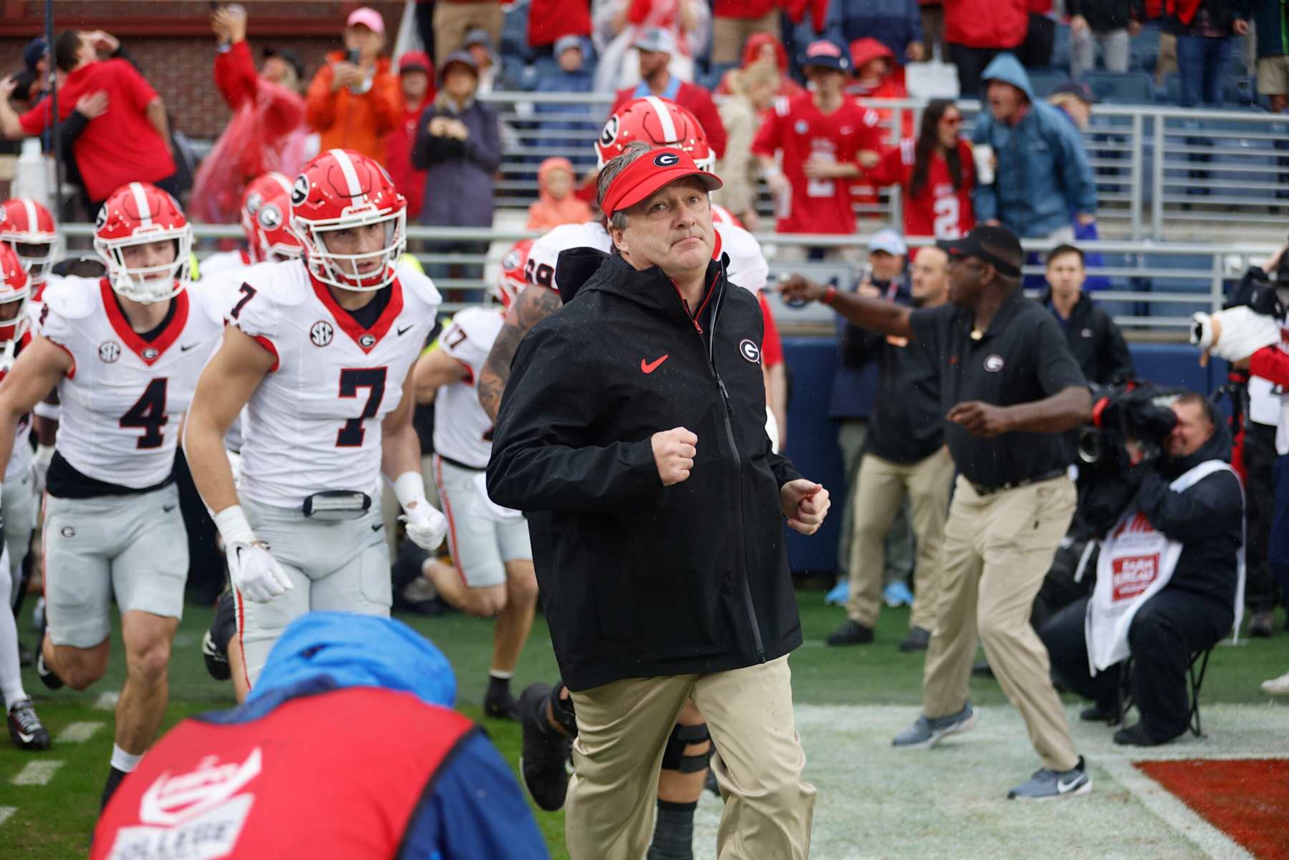 OXFORD, MS - NOVEMBER 09:  Georgia Bulldogs head coach Kirby Smart leads the team onto the field before the college football game between Georgia Bulldogs and Ole Miss Rebels on November 9, 2024, at Vaught-Hemingway Stadium in Oxford, Mississippi. (Photo by Andy Altenburger/Icon Sportswire via Getty Images)