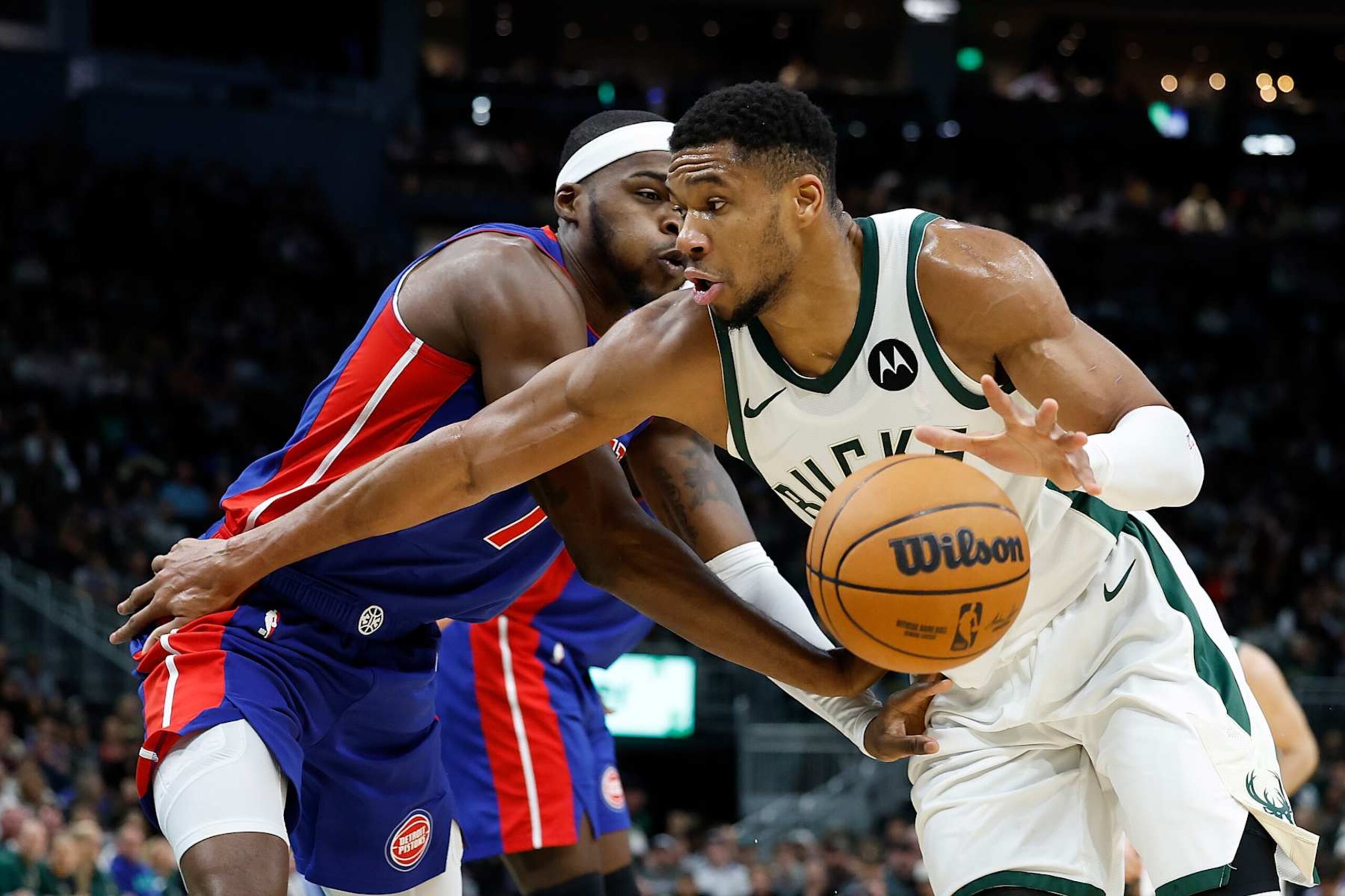 MILWAUKEE, WISCONSIN - NOVEMBER 13: Giannis Antetokounmpo #34 of the Milwaukee Bucks drives to the basket during the first half of the game against the Detroit Pistons at Fiserv Forum on November 13, 2024 in Milwaukee, Wisconsin. NOTE TO USER: User expressly acknowledges and agrees that, by downloading and or using this photograph, User is consenting to the terms and conditions of the Getty Images License Agreement. (Photo by John Fisher/Getty Images) MILWAUKEE, WISCONSIN - NOVEMBER 13: Giannis Antetokounmpo #34 of the Milwaukee Bucks drives to the basket during the first half of the game against the Detroit Pistons at Fiserv Forum on November 13, 2024 in Milwaukee, Wisconsin. NOTE TO USER: User expressly acknowledges and agrees that, by downloading and or using this photograph, User is consenting to the terms and conditions of the Getty Images License Agreement. (Photo by John Fisher/Getty Images)