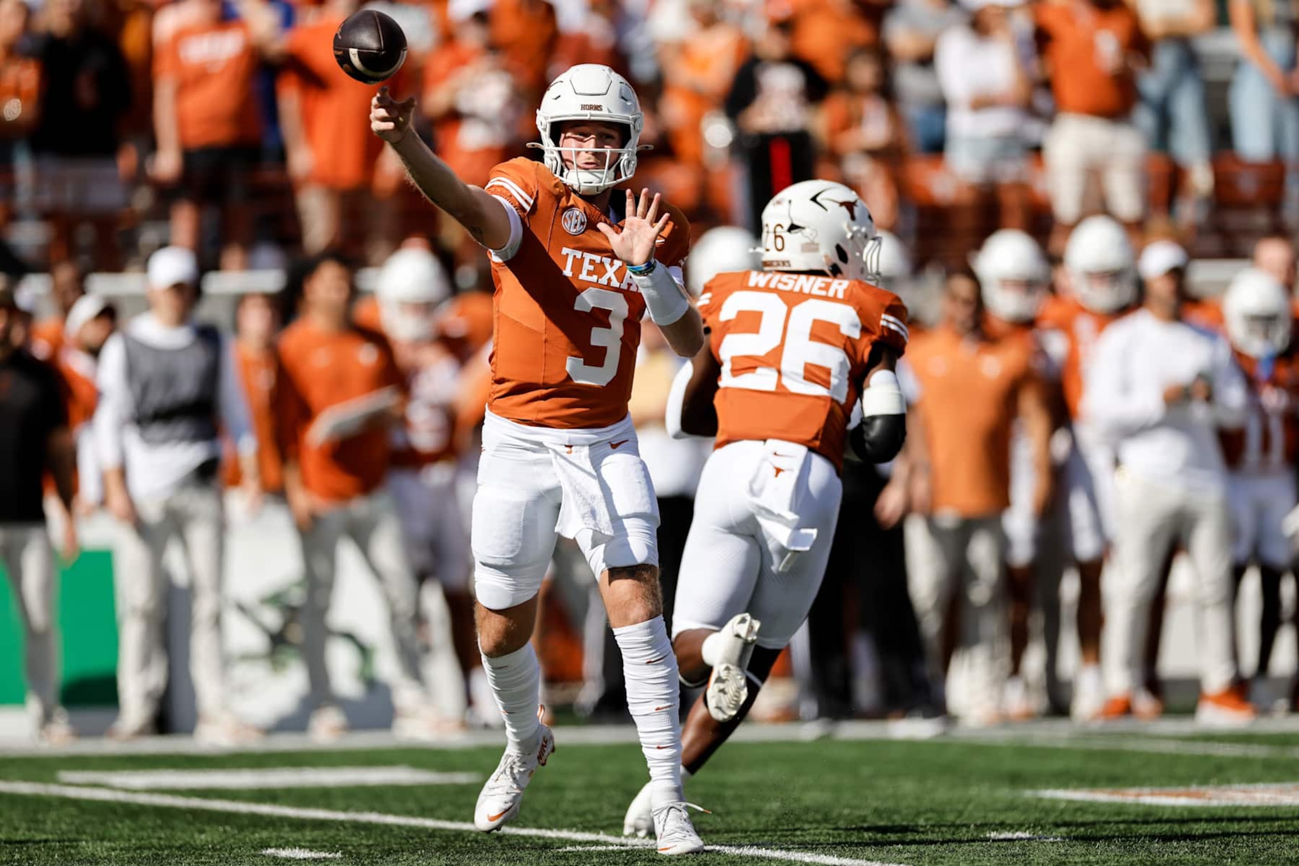 AUSTIN, TEXAS - NOVEMBER 09: Quinn Ewers #3 of the Texas Longhorns throws a pass in the first quarter against the Florida Gators at Darrell K Royal-Texas Memorial Stadium on November 09, 2024 in Austin, Texas. (Photo by Tim Warner/Getty Images) AUSTIN, TEXAS - NOVEMBER 09: Quinn Ewers #3 of the Texas Longhorns throws a pass in the first quarter against the Florida Gators at Darrell K Royal-Texas Memorial Stadium on November 09, 2024 in Austin, Texas. (Photo by Tim Warner/Getty Images)