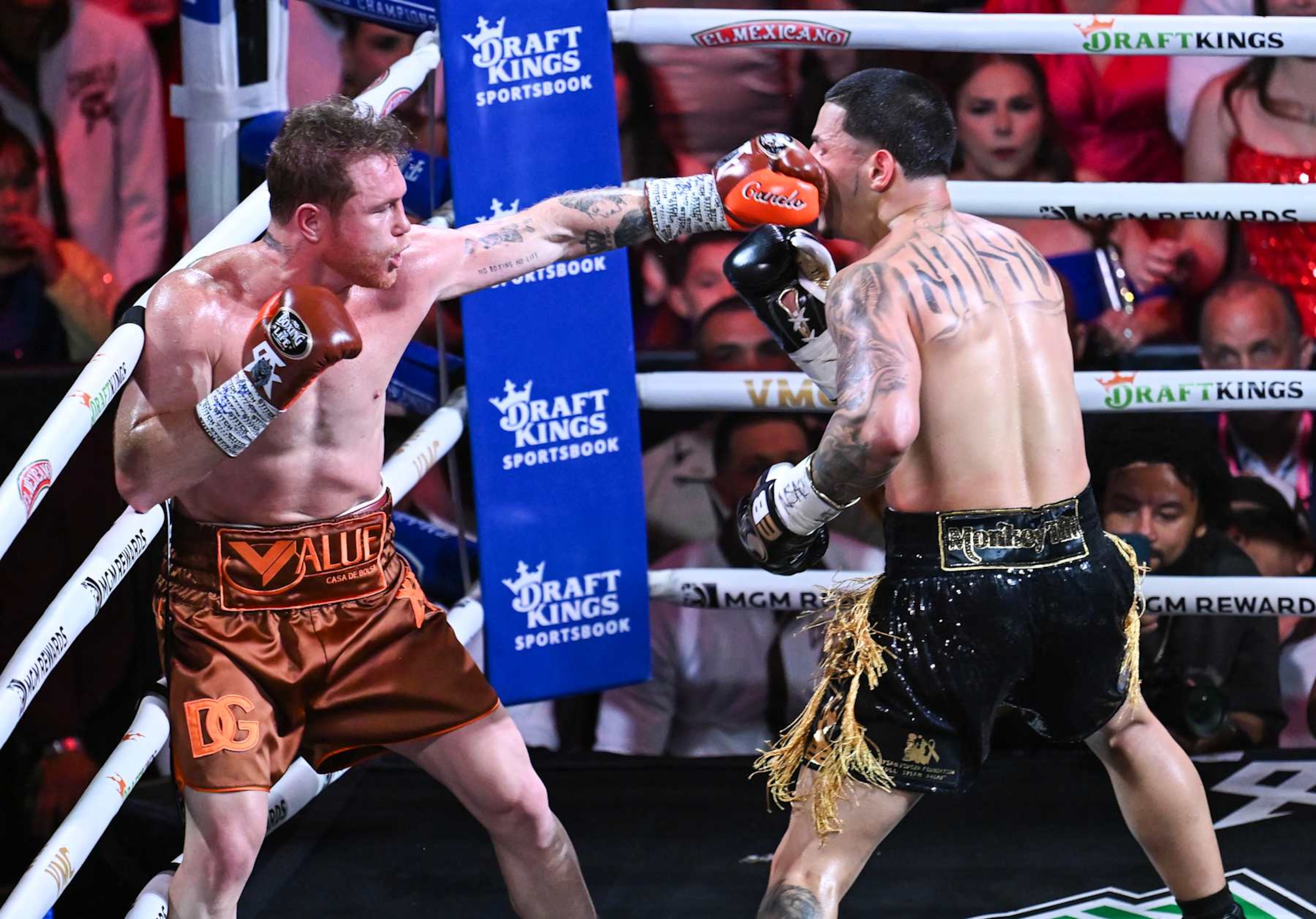 Saul 'Canelo' Alvarez throws a punch at Edgar Berlanga. Saul 'Canelo' Alvarez throws a punch at Edgar Berlanga.