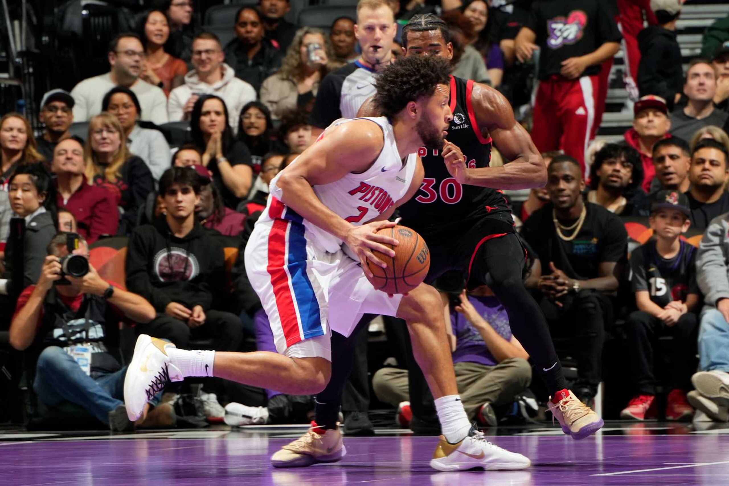 TORONTO, CANADA - NOVEMBER 15: Cade Cunningham #2 of the Detroit Pistons handles the ball during the game against the Toronto Raptors during the Emirates NBA CUP game on November 15, 2024 at the Scotiabank Arena in Toronto, Ontario, Canada. NOTE TO USER: User expressly acknowledges and agrees that, by downloading and or using this Photograph, user is consenting to the terms and conditions of the Getty Images License Agreement. Mandatory Copyright Notice: Copyright 2024 NBAE (Photo by Mark Blinch/NBAE via Getty Images) TORONTO, CANADA - NOVEMBER 15: Cade Cunningham #2 of the Detroit Pistons handles the ball during the game against the Toronto Raptors during the Emirates NBA CUP game on November 15, 2024 at the Scotiabank Arena in Toronto, Ontario, Canada. NOTE TO USER: User expressly acknowledges and agrees that, by downloading and or using this Photograph, user is consenting to the terms and conditions of the Getty Images License Agreement. Mandatory Copyright Notice: Copyright 2024 NBAE (Photo by Mark Blinch/NBAE via Getty Images)