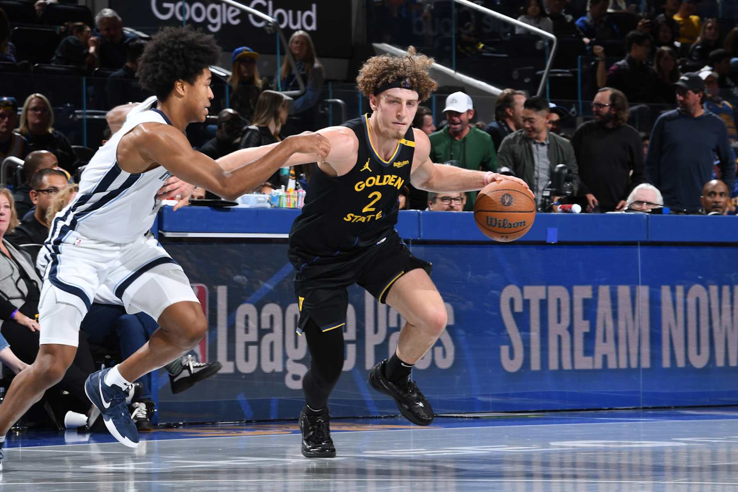 SAN FRANCISCO, CA - NOVEMBER 15: Brandin Podziemski #2 of the Golden State Warriors handles the ball during the game against the Memphis Grizzlies during the Emirates NBA Cup game on November 15, 2024 at Chase Center in San Francisco, California. NOTE TO USER: User expressly acknowledges and agrees that, by downloading and or using this photograph, user is consenting to the terms and conditions of Getty Images License Agreement. Mandatory Copyright Notice: Copyright 2024 NBAE (Photo by Noah Graham/NBAE via Getty Images) SAN FRANCISCO, CA - NOVEMBER 15: Brandin Podziemski #2 of the Golden State Warriors handles the ball during the game against the Memphis Grizzlies during the Emirates NBA Cup game on November 15, 2024 at Chase Center in San Francisco, California. NOTE TO USER: User expressly acknowledges and agrees that, by downloading and or using this photograph, user is consenting to the terms and conditions of Getty Images License Agreement. Mandatory Copyright Notice: Copyright 2024 NBAE (Photo by Noah Graham/NBAE via Getty Images)