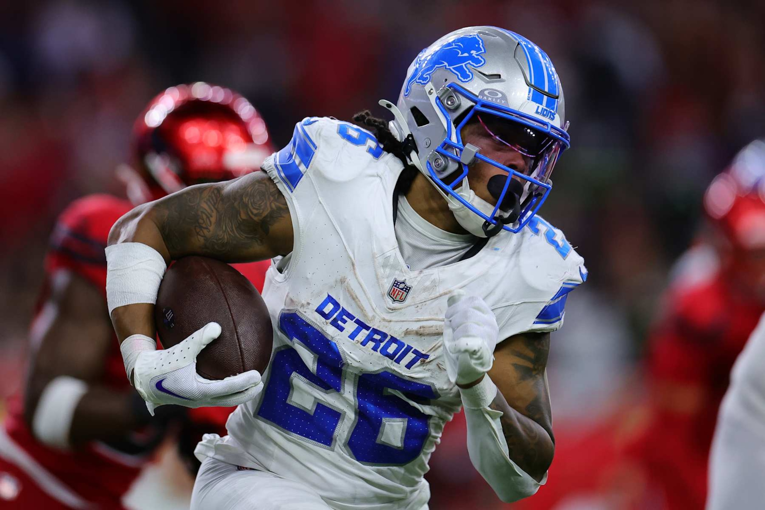 HOUSTON, TEXAS - NOVEMBER 10: Jahmyr Gibbs #26 of the Detroit Lions runs the ball during the fourth quarter against the Houston Texans at NRG Stadium on November 10, 2024 in Houston, Texas. (Photo by Alex Slitz/Getty Images)