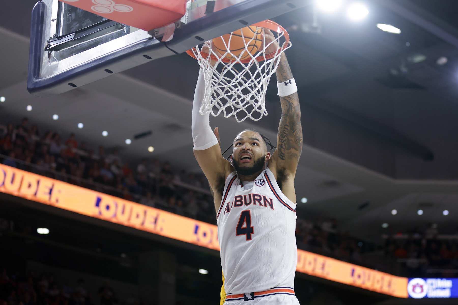 Auburn's Johni Broome