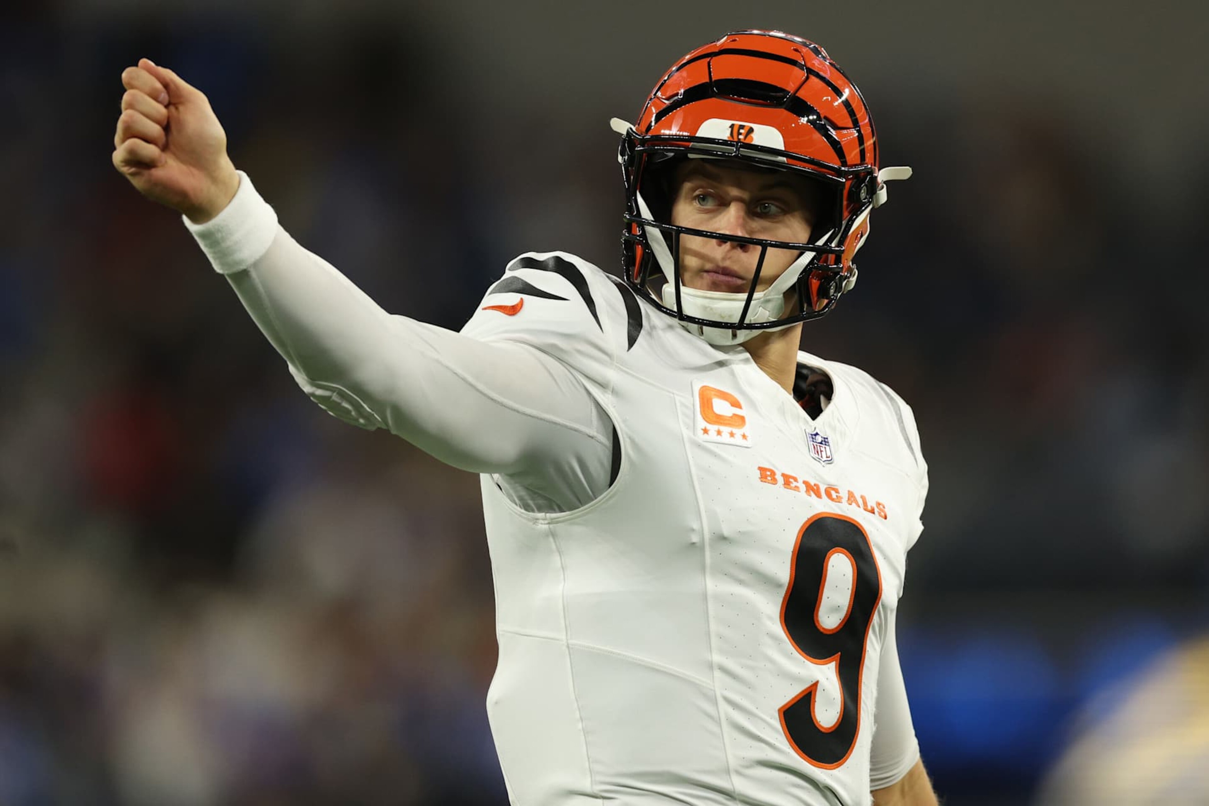 INGLEWOOD, CALIFORNIA - NOVEMBER 17: Joe Burrow #9 of the Cincinnati Bengals gestures against the Los Angeles Chargers during the first quarter at SoFi Stadium on November 17, 2024 in Inglewood, California. (Photo by Harry How/Getty Images) INGLEWOOD, CALIFORNIA - NOVEMBER 17: Joe Burrow #9 of the Cincinnati Bengals gestures against the Los Angeles Chargers during the first quarter at SoFi Stadium on November 17, 2024 in Inglewood, California. (Photo by Harry How/Getty Images)