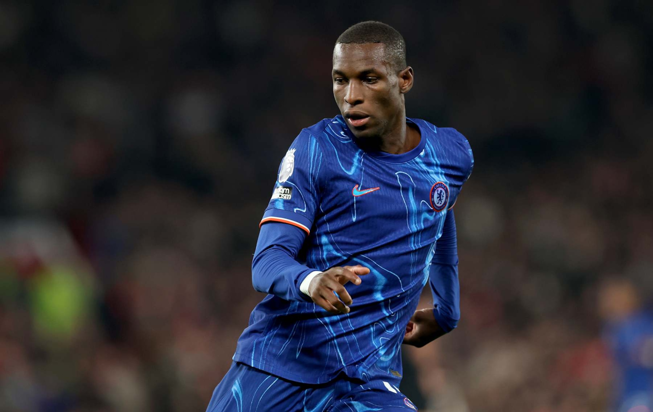 MANCHESTER, ENGLAND - NOVEMBER 03:  Chelsea's Nicolas Jackson during the Premier League match between Manchester United FC and Chelsea FC at Old Trafford on November 03, 2024 in Manchester, England. (Photo by Carl Recine/Getty Images)