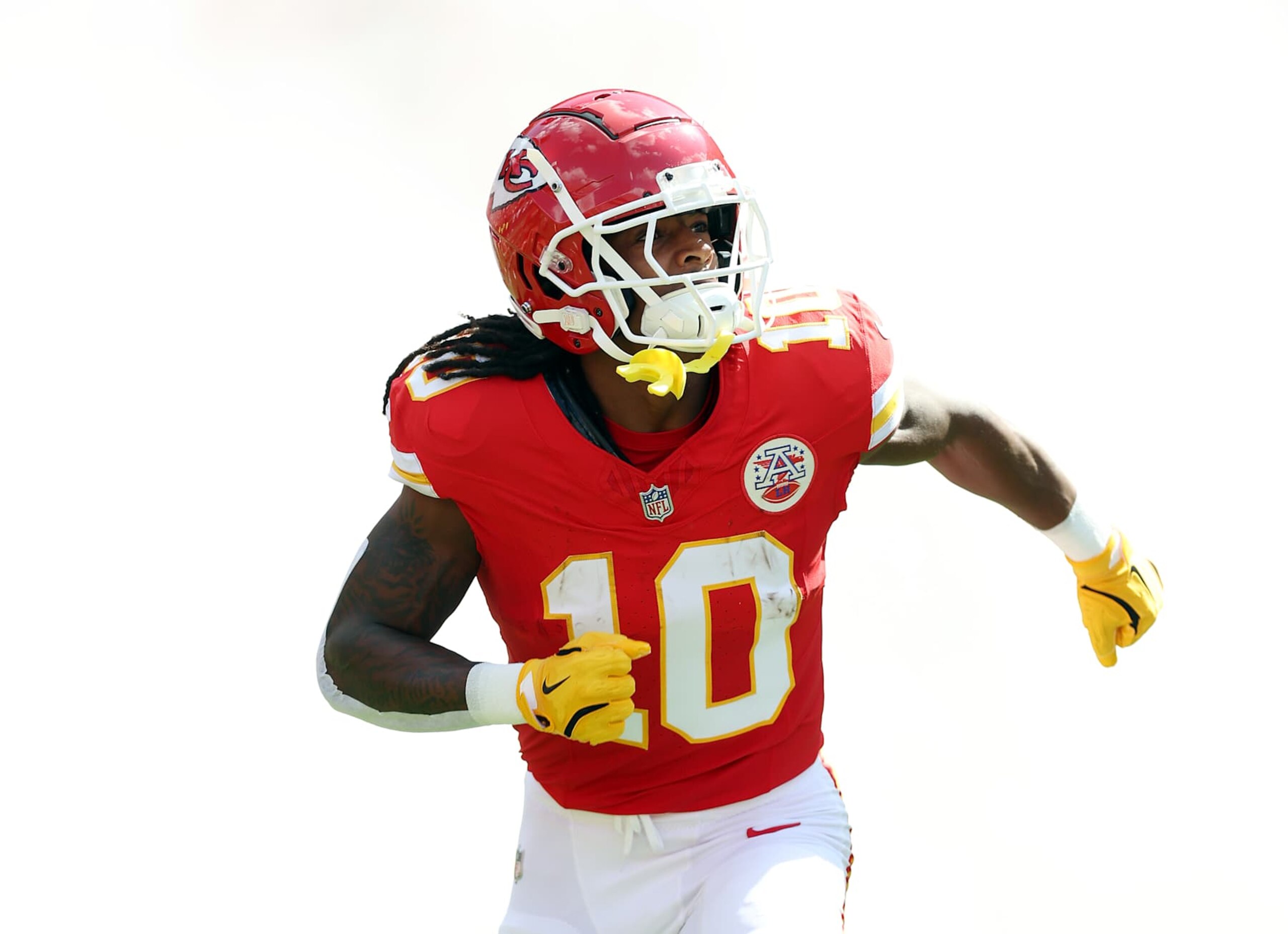 KANSAS CITY, MISSOURI - SEPTEMBER 15: Isiah Pacheco #10 of the Kansas City Chiefs takes the field prior to the game against the Cincinnati Bengals at GEHA Field at Arrowhead Stadium on September 15, 2024 in Kansas City, Missouri. (Photo by Jamie Squire/Getty Images) KANSAS CITY, MISSOURI - SEPTEMBER 15: Isiah Pacheco #10 of the Kansas City Chiefs takes the field prior to the game against the Cincinnati Bengals at GEHA Field at Arrowhead Stadium on September 15, 2024 in Kansas City, Missouri. (Photo by Jamie Squire/Getty Images)