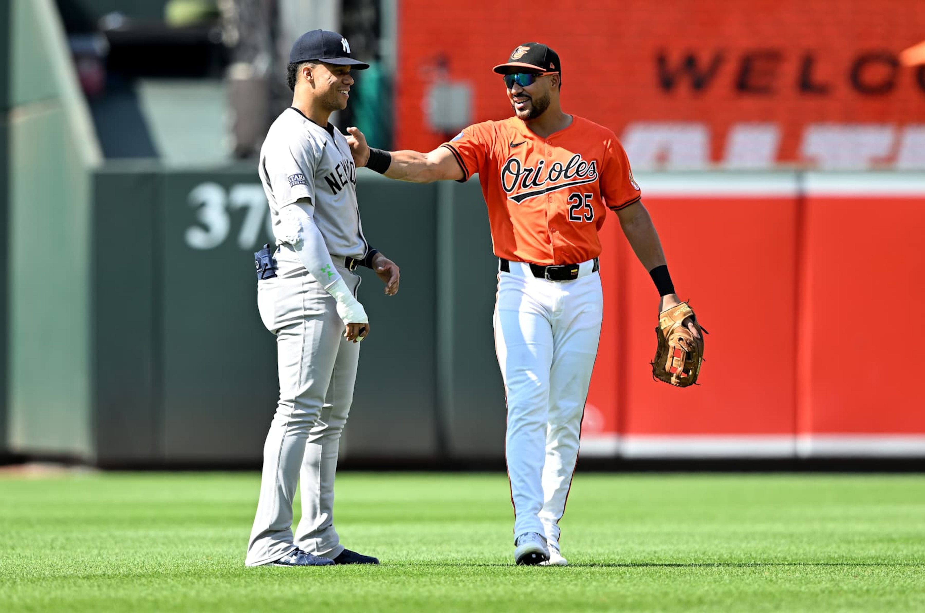 Juan Soto (L) and Anthony Santander (R)