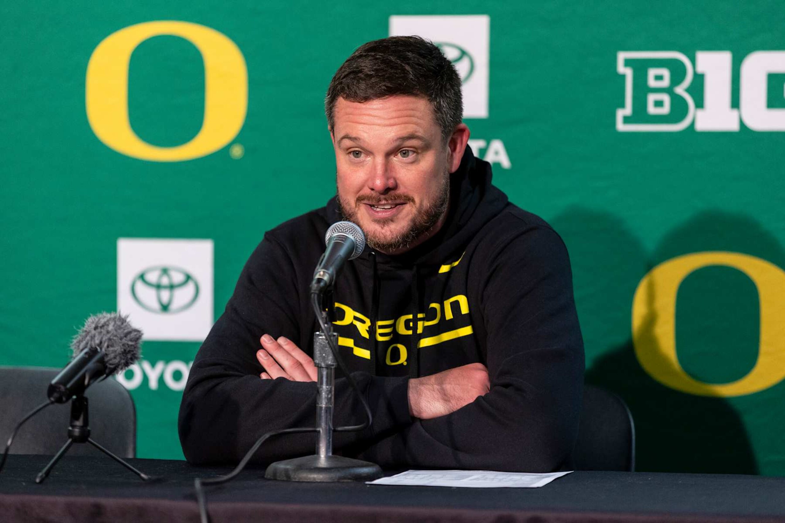 MADISON, WI - NOVEMBER 16: Oregon Ducks head coach Dan Lanning talks with the media durning the post game press conference after a college football game between the Oregon Ducks and the Wisconsin Badgers on November 16th, 2024 at Barry Alvarez field inside Camp Randall Stadium in Madison, WI. (Photo by Dan Sanger/Icon Sportswire via Getty Images)