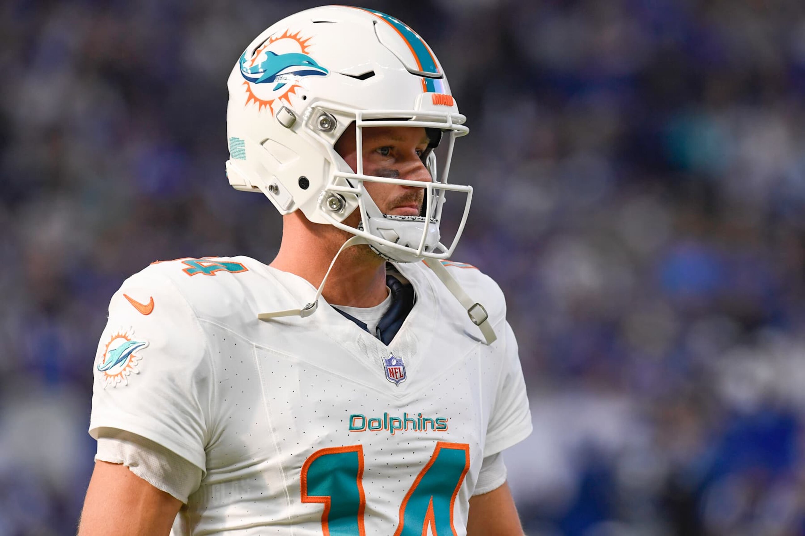 INDIANAPOLIS, IN - OCTOBER 20: Miami Dolphins Quarterback Tim Boyle (14) looks on during the NFL game between the Miami Dolphins and the Indianapolis Colts on October 20, 2024, at Lucas Oil Stadium in Indianapolis, Indiana.(Photo by Michael Allio/Icon Sportswire via Getty Images) INDIANAPOLIS, IN - OCTOBER 20: Miami Dolphins Quarterback Tim Boyle (14) looks on during the NFL game between the Miami Dolphins and the Indianapolis Colts on October 20, 2024, at Lucas Oil Stadium in Indianapolis, Indiana.(Photo by Michael Allio/Icon Sportswire via Getty Images)