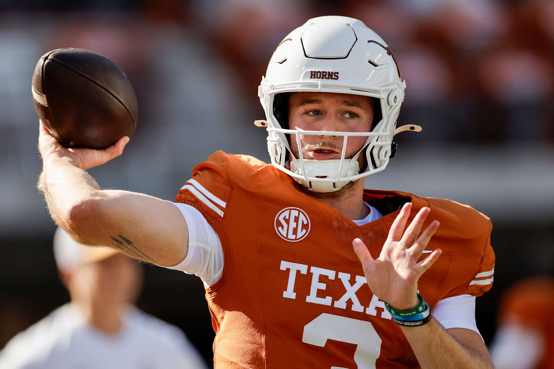 AUSTIN, TEXAS - NOVEMBER 09: Quinn Ewers #3 of the Texas Longhorns warms up before the game against the Florida Gators at Darrell K Royal-Texas Memorial Stadium on November 09, 2024 in Austin, Texas. (Photo by Tim Warner/Getty Images)
