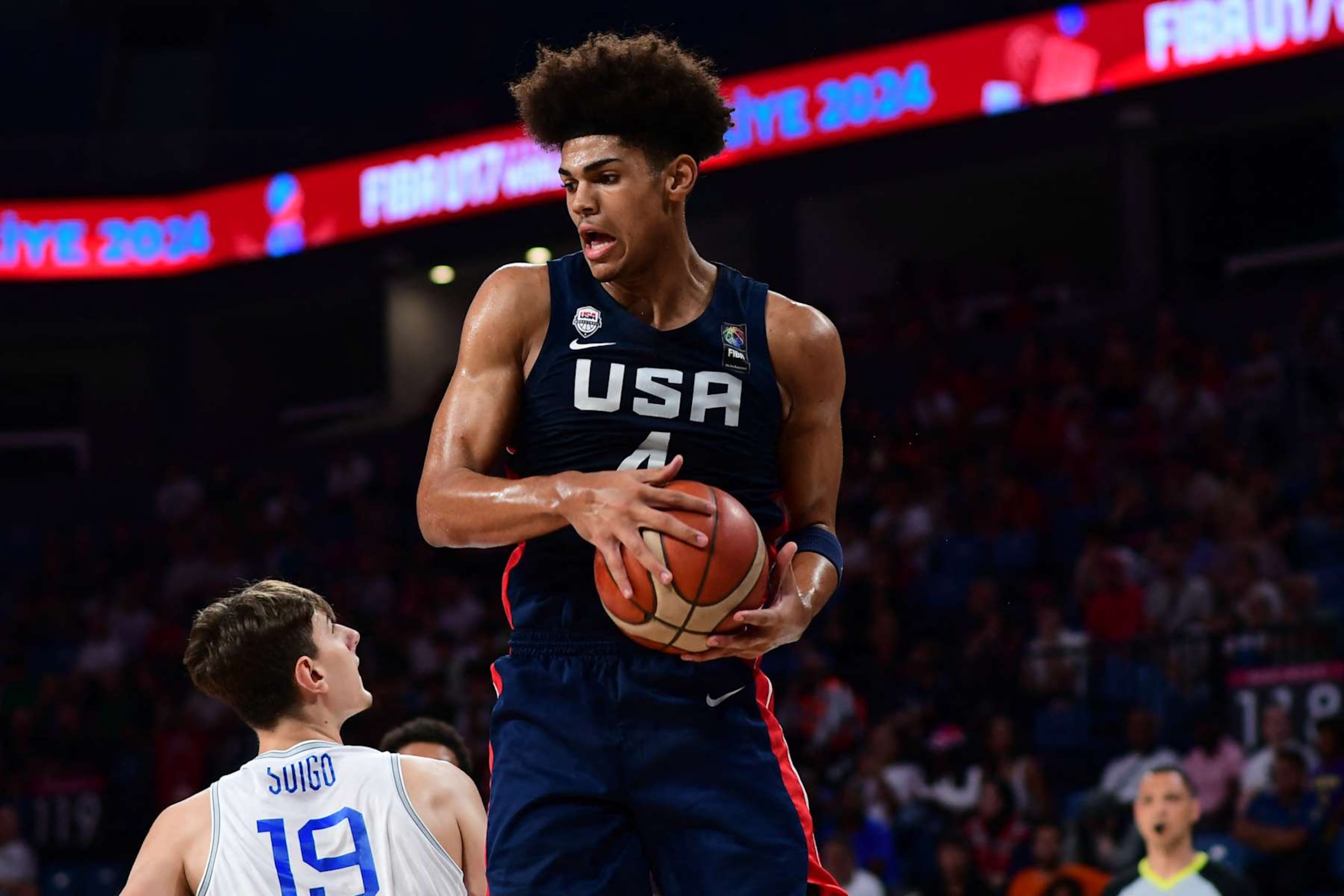 Koa Peat, #4 of the United States of America (USA) in action during the FIBA U17 Basketball World Cup - Turkiye 2024 Final match between Italy and the United States of America (USA) at Sinan Erdem Dome in Istanbul, Turkey on July 7, 2024. (Photo by Altan Gocher / Hans Lucas / Hans Lucas via AFP) (Photo by ALTAN GOCHER/Hans Lucas/AFP via Getty Images)