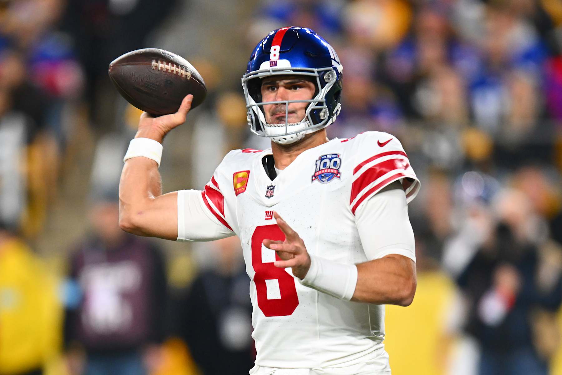 PITTSBURGH, PENNSYLVANIA - OCTOBER 28: Daniel Jones #8 of the New York Giants throws a pass during the first quarter against the Pittsburgh Steelers at Acrisure Stadium on October 28, 2024 in Pittsburgh, Pennsylvania. (Photo by Joe Sargent/Getty Images)