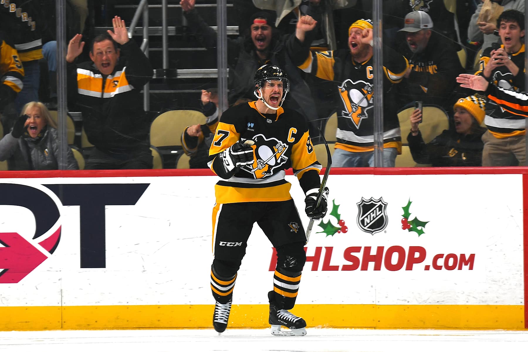 PITTSBURGH, PA - NOVEMBER 23:  Sidney Crosby #87 of the Pittsburgh Penguins celebrates after scoring his 600th goal in the second period against the Utah Hockey Club at PPG PAINTS Arena on November 23, 2024 in Pittsburgh, Pennsylvania. (Photo by Joe Sargent/NHLI via Getty Images)