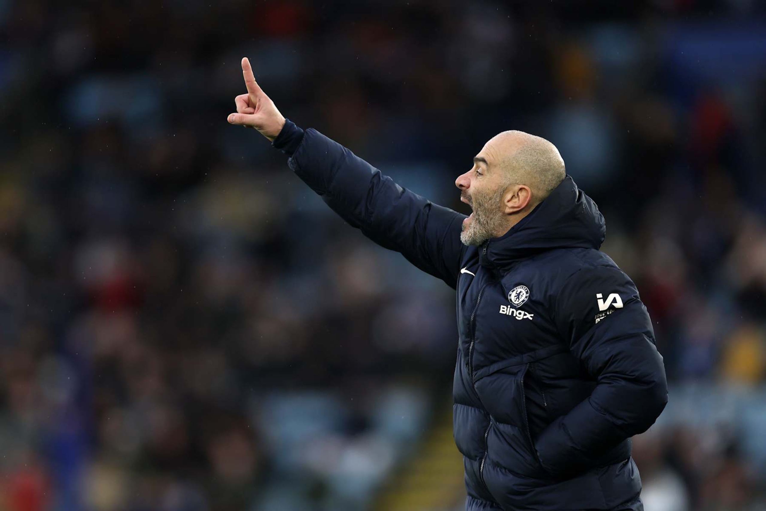 LEICESTER, ENGLAND - NOVEMBER 23: Enzo Maresca, Manager of Chelsea, shouts from the touchline during the Premier League match between Leicester City FC and Chelsea FC at The King Power Stadium on November 23, 2024 in Leicester, England. (Photo by Chris Lee - Chelsea FC/Chelsea FC via Getty Images)