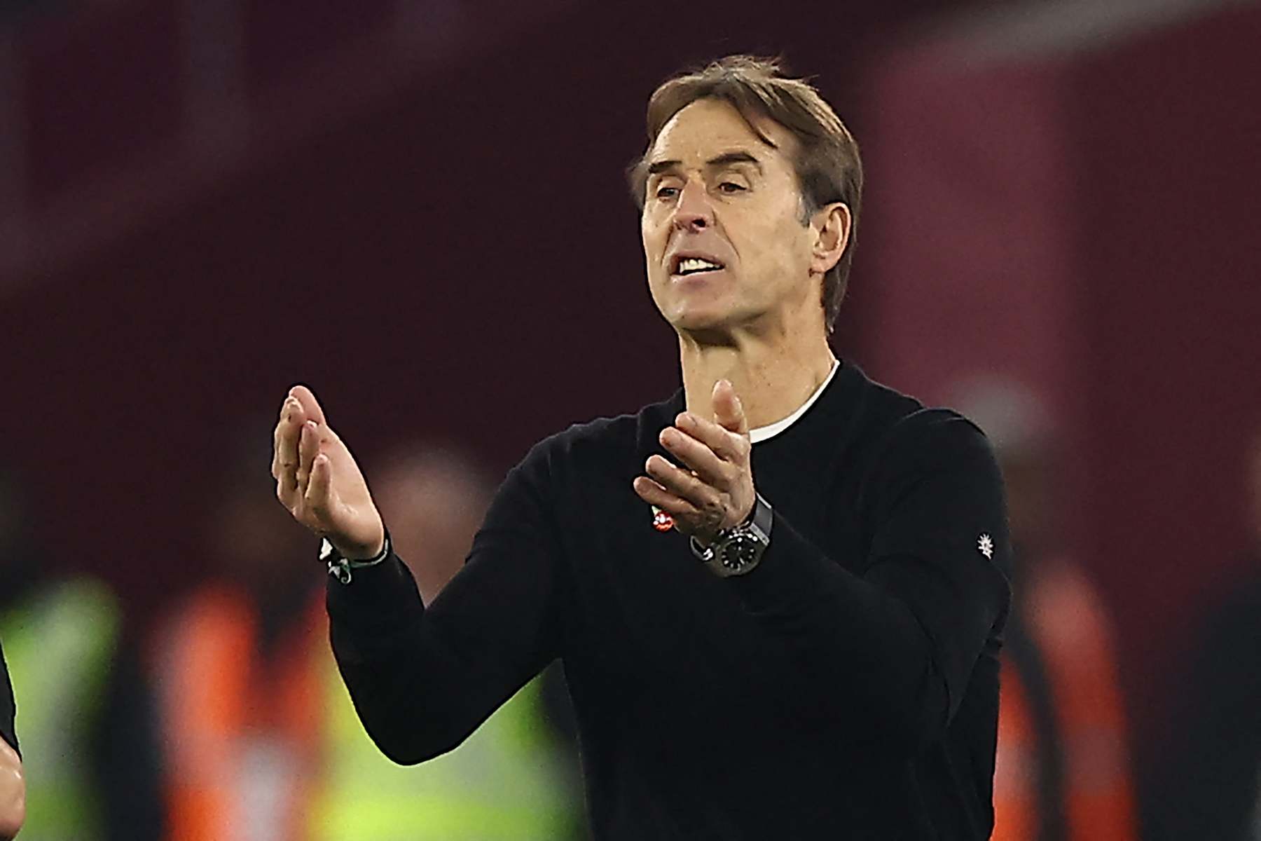West Ham United's Spanish manager Julen Lopetegui gestures on the touchline during the English Premier League football match between West Ham United and Everton at the London Stadium, in London on November 9, 2024. (Photo by HENRY NICHOLLS / AFP) / RESTRICTED TO EDITORIAL USE. No use with unauthorized audio, video, data, fixture lists, club/league logos or 'live' services. Online in-match use limited to 120 images. An additional 40 images may be used in extra time. No video emulation. Social media in-match use limited to 120 images. An additional 40 images may be used in extra time. No use in betting publications, games or single club/league/player publications. /  (Photo by HENRY NICHOLLS/AFP via Getty Images)