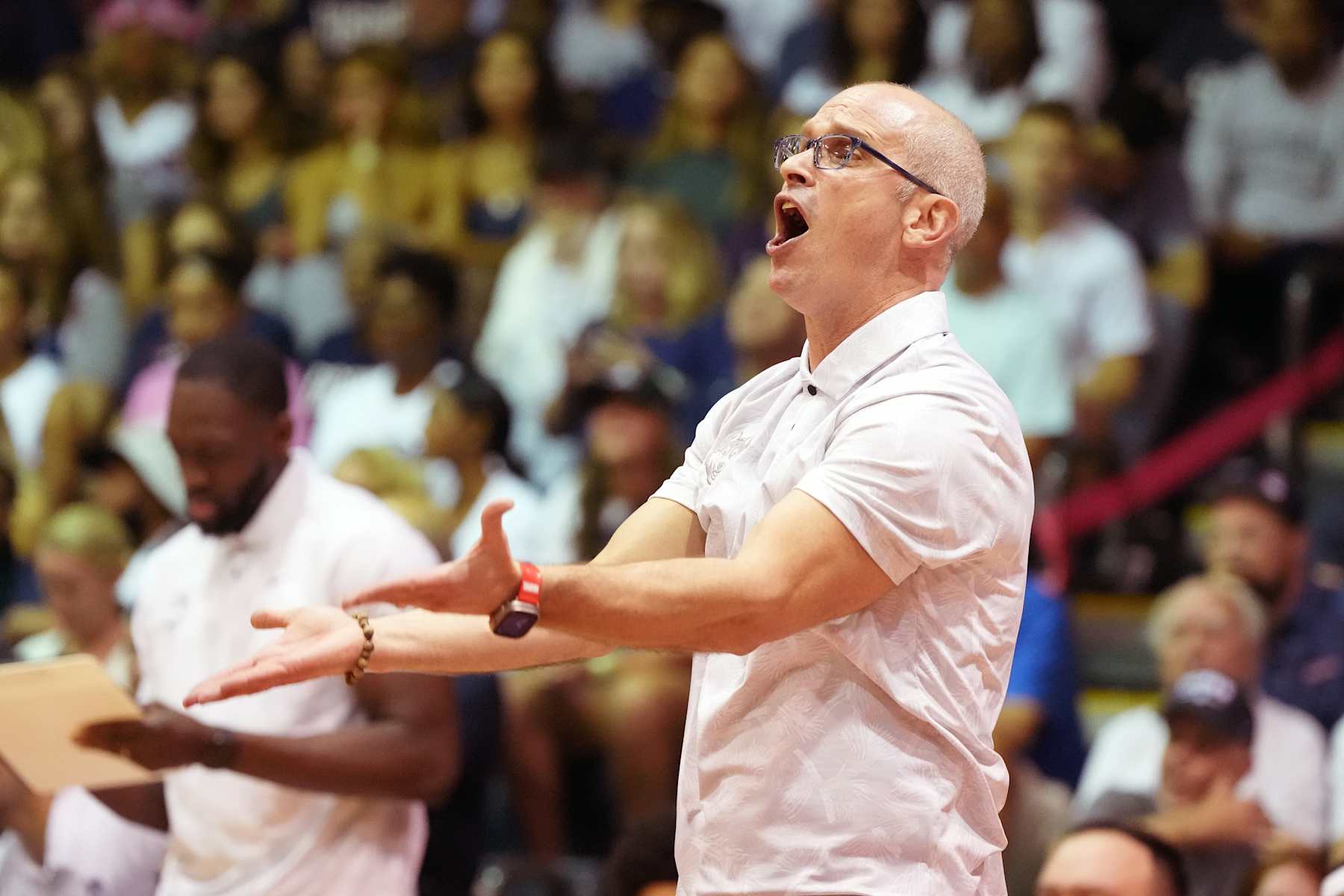 LAHAINA, HI -  NOVEMBER 25:  Head coach Dan Hurley of the Connecticut Huskies reacts to a call in the first half during the Maui Invitational college basketball game against the Memphis Tigers at The Lahaina Civic Center on November 25, 2024 in Lahaina, Hawaii.  (Photo by Mitchell Layton/Getty Images)