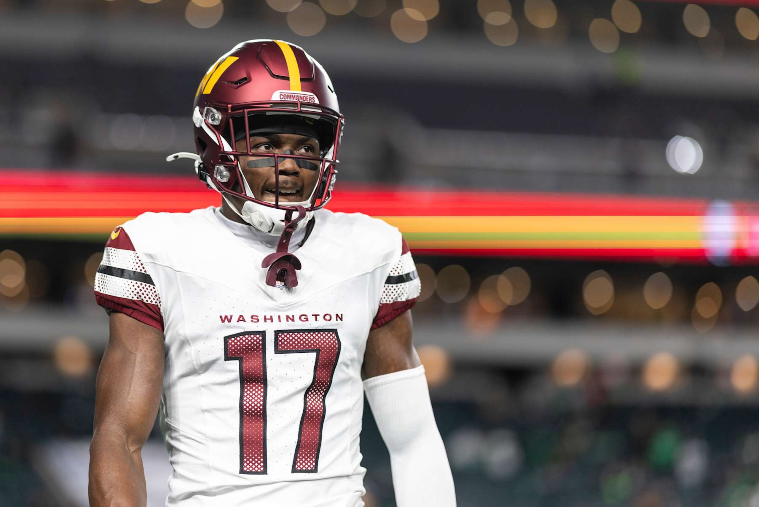 PHILADELPHIA, PENNSYLVANIA - NOVEMBER 14: Terry McLaurin #17 of the Washington Commanders looks on prior to an NFL Football game against the Philadelphia Eagles at Lincoln Financial Field on November 14, 2024 in Philadelphia, Pennsylvania. (Photo by Michael Owens/Getty Images)