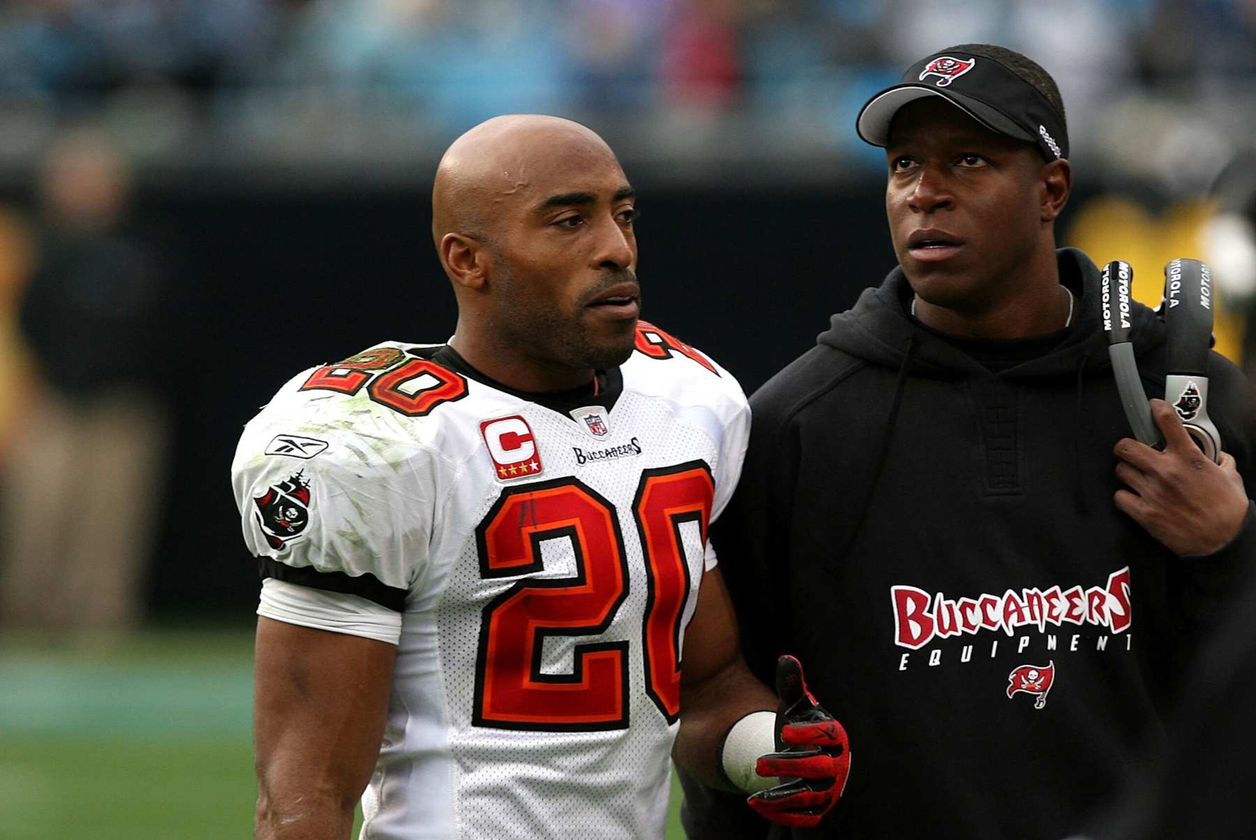 Ronde Barber and current Falcons head coach Raheem Morris Ronde Barber and current Falcons head coach Raheem Morris