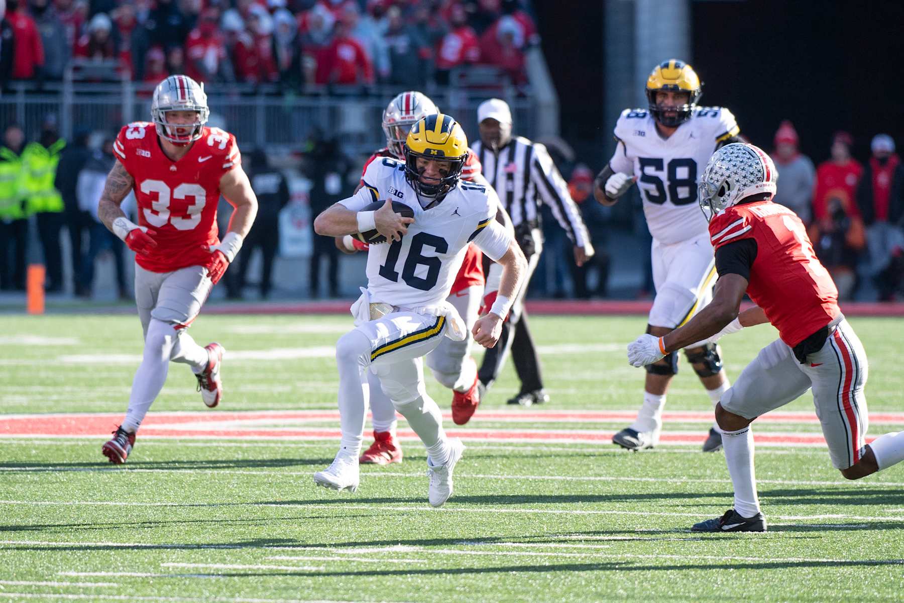 Wolverines QB Davis Warren