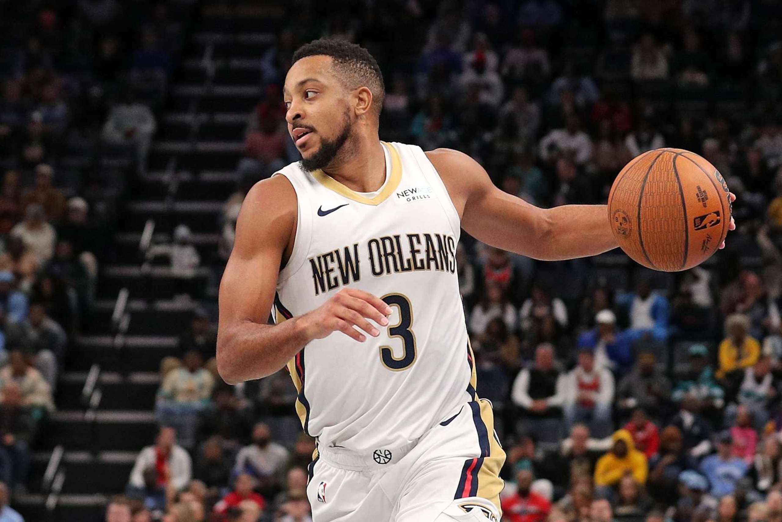 MEMPHIS, TENNESSEE - NOVEMBER 29: CJ McCollum #3 of the New Orleans Pelicans handles the ball against the Memphis Grizzlies during the game of an Emirates NBA Cup game at FedExForum on November 29, 2024 in Memphis, Tennessee. NOTE TO USER: User expressly acknowledges and agrees that, by downloading and or using this photograph, User is consenting to the terms and conditions of the Getty Images License Agreement. (Photo by Justin Ford/Getty Images)