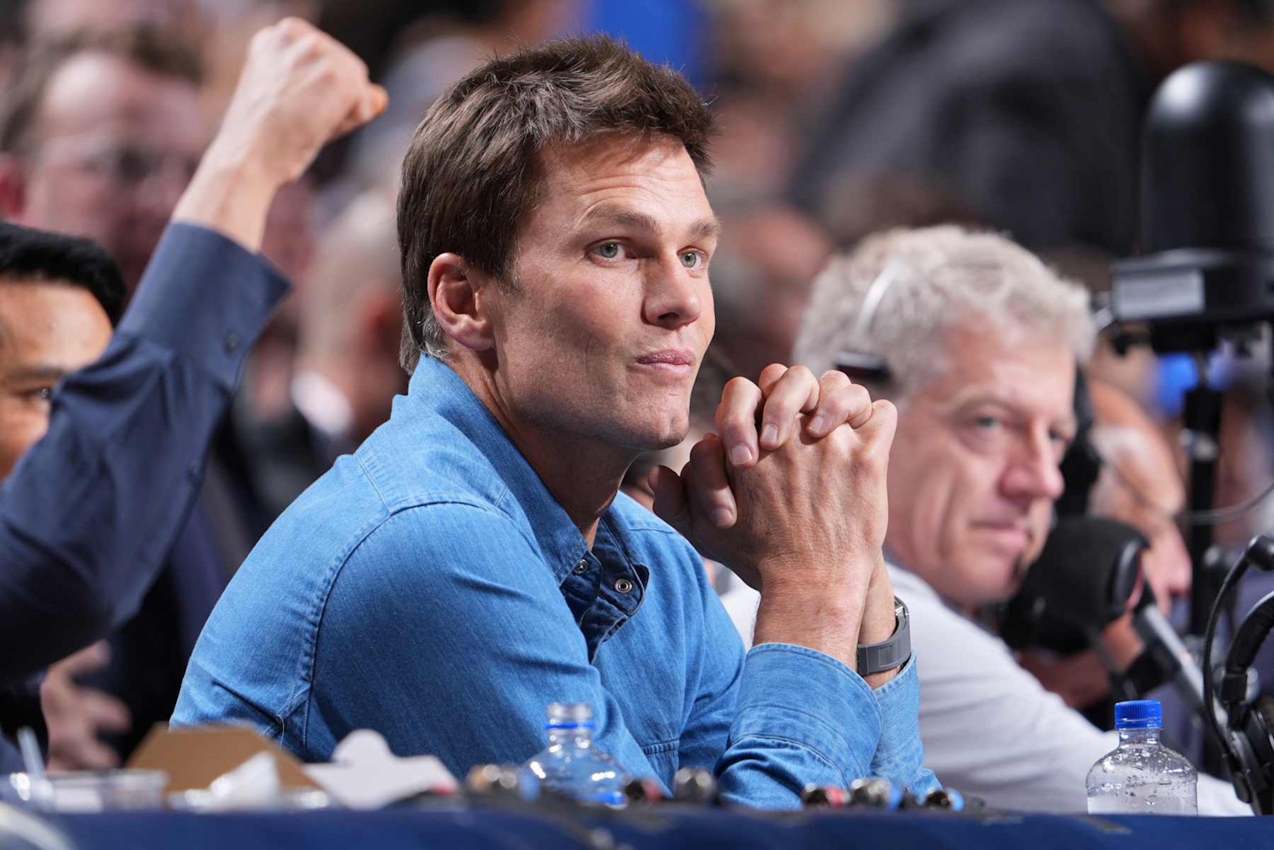 DALLAS, TX - NOVEMBER 27: Tom Brady attends the game between the New York Knicks and the Dallas Mavericks on November 27, 2024 at the American Airlines Center in Dallas, Texas. NOTE TO USER: User expressly acknowledges and agrees that, by downloading and or using this photograph, User is consenting to the terms and conditions of the Getty Images License Agreement. Mandatory Copyright Notice: Copyright 2024 NBAE (Photo by Glenn James/NBAE via Getty Images)
