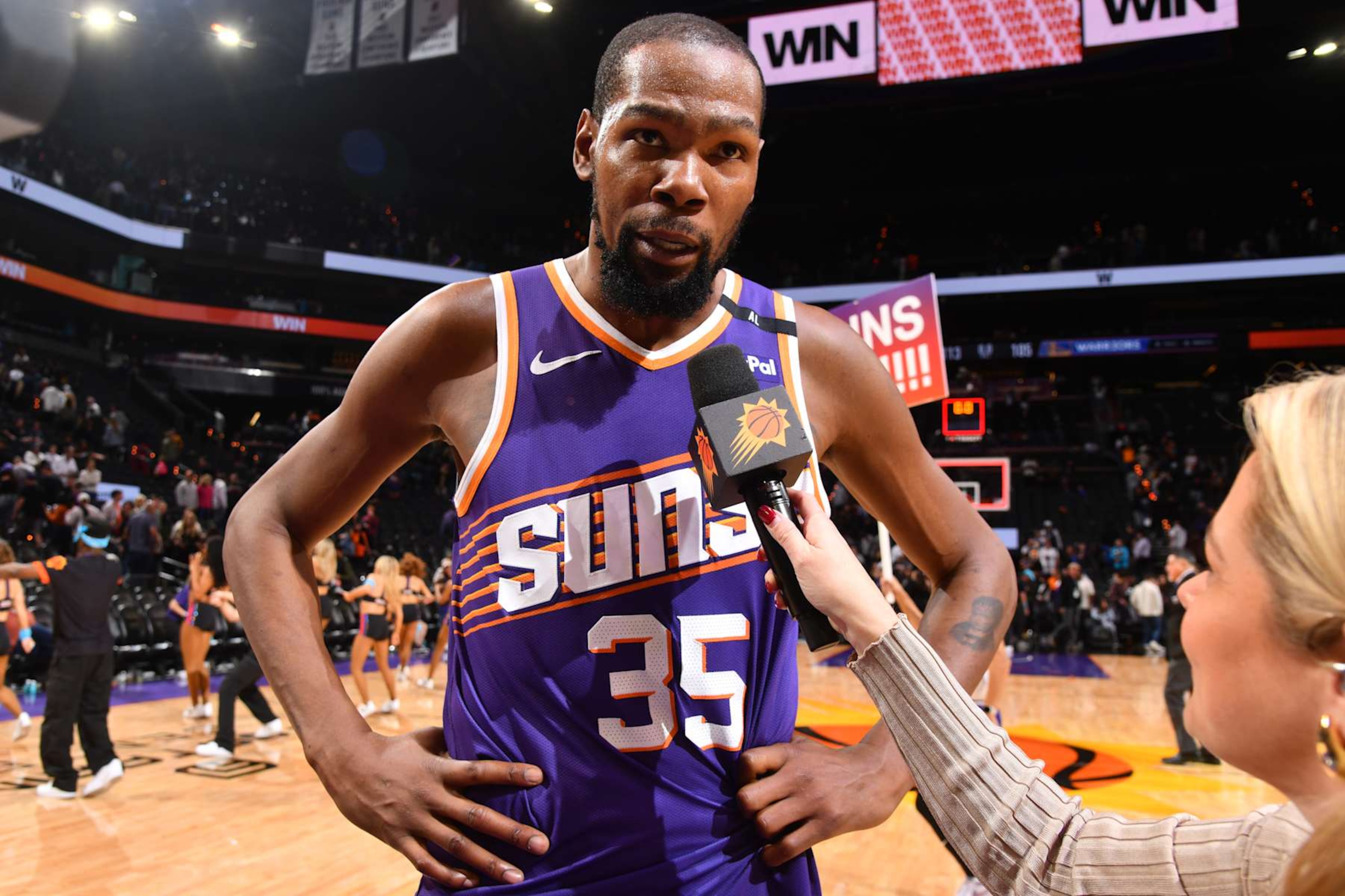 PHOENIX, AZ - NOVEMBER 30: Kevin Durant #35 of the Phoenix Suns shoots the ball during the game against the Golden State Warriors on November 30, 2024 at Footprint Center in Phoenix, Arizona. NOTE TO USER: User expressly acknowledges and agrees that, by downloading and or using this photograph, user is consenting to the terms and conditions of the Getty Images License Agreement. Mandatory Copyright Notice: Copyright 2024 NBAE (Photo by Barry Gossage/NBAE via Getty Images) PHOENIX, AZ - NOVEMBER 30: Kevin Durant #35 of the Phoenix Suns shoots the ball during the game against the Golden State Warriors on November 30, 2024 at Footprint Center in Phoenix, Arizona. NOTE TO USER: User expressly acknowledges and agrees that, by downloading and or using this photograph, user is consenting to the terms and conditions of the Getty Images License Agreement. Mandatory Copyright Notice: Copyright 2024 NBAE (Photo by Barry Gossage/NBAE via Getty Images)