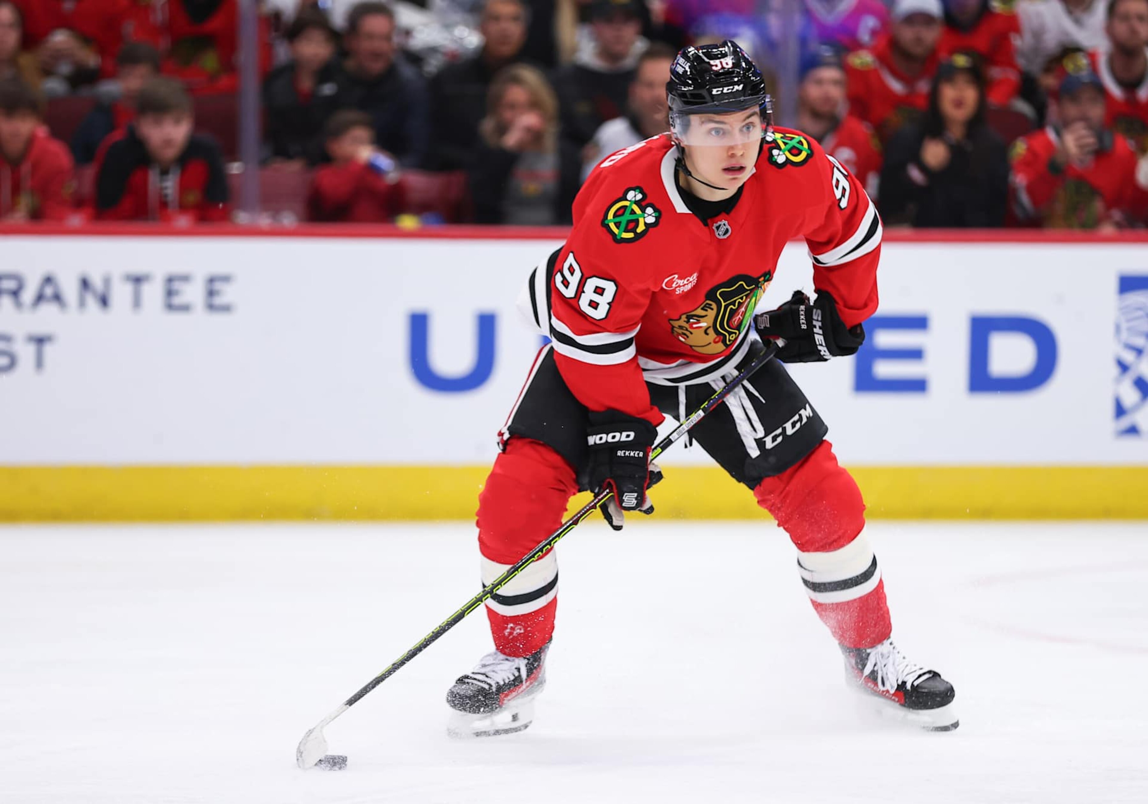 CHICAGO, IL - DECEMBER 01: Connor Bedard of the Chicago Blackhawks controls the puck during the third period against the Columbus Blue Jackets on December 1, 2024 at the United Center in Chicago, Illinois. (Photo by Melissa Tamez/Icon Sportswire via Getty Images) CHICAGO, IL - DECEMBER 01: Connor Bedard of the Chicago Blackhawks controls the puck during the third period against the Columbus Blue Jackets on December 1, 2024 at the United Center in Chicago, Illinois. (Photo by Melissa Tamez/Icon Sportswire via Getty Images)