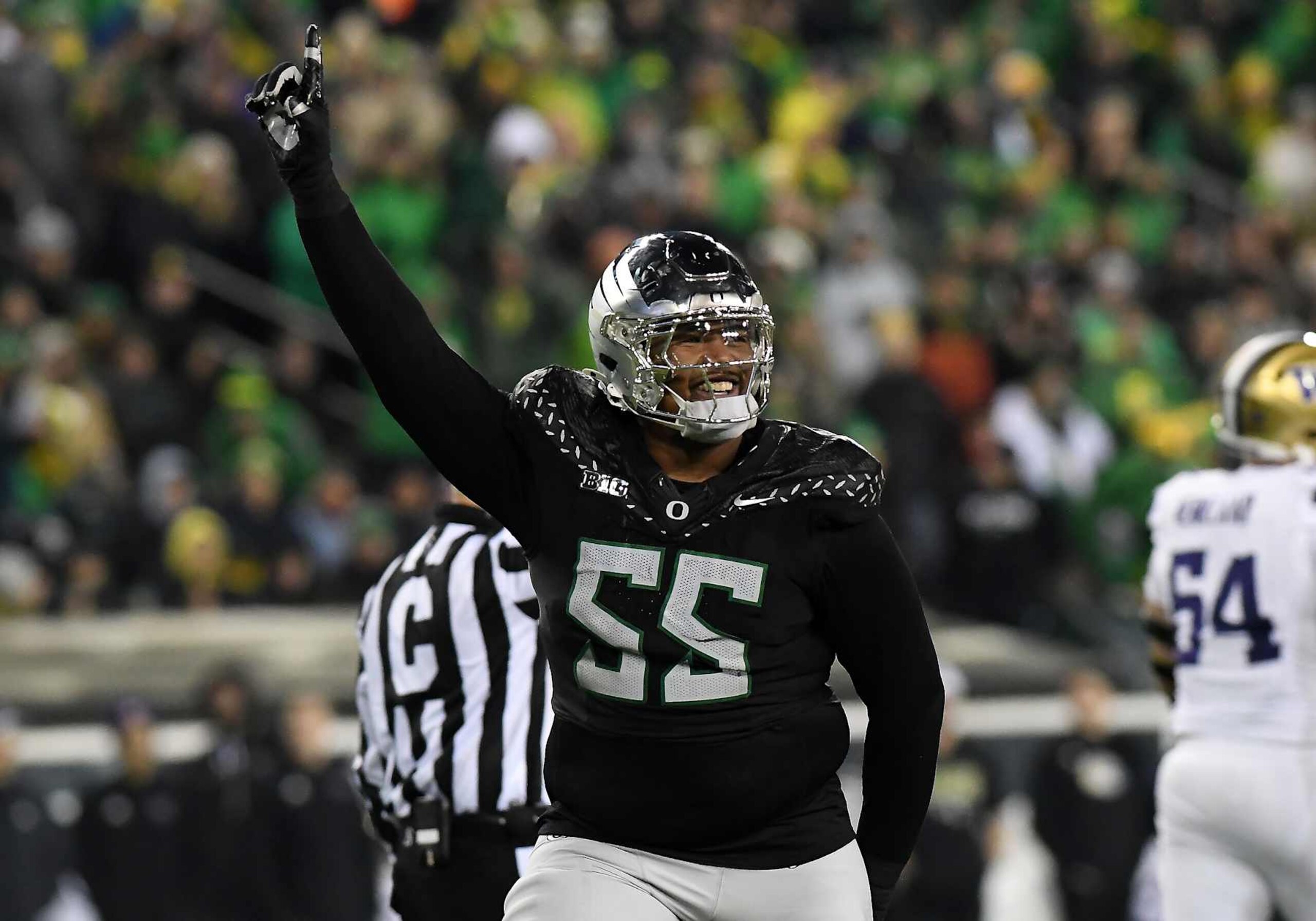 Oregon DL Derrick Harmon