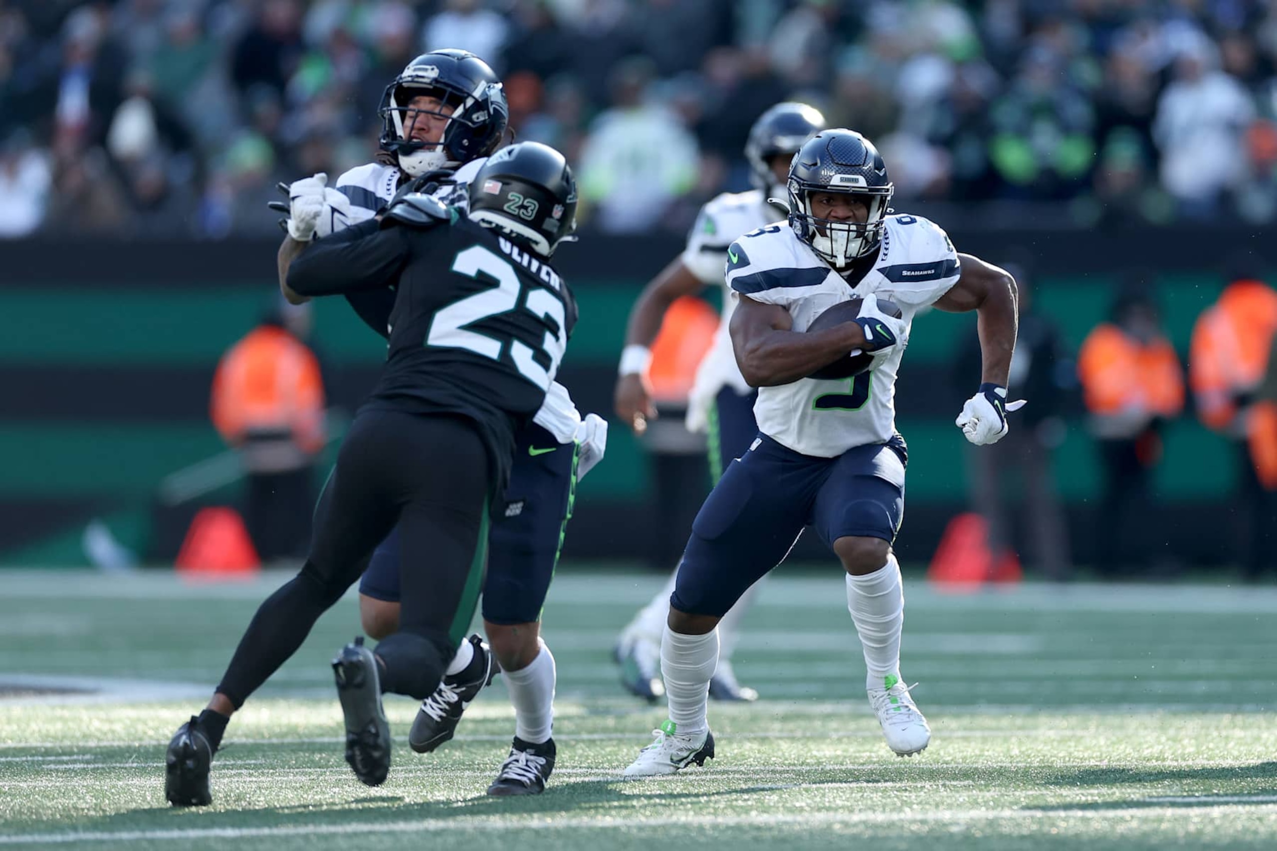 EAST RUTHERFORD, NEW JERSEY - DECEMBER 01: Kenneth Walker III #9 of the Seattle Seahawks runs the ball up the field in the second quarter of a game against the New York Jets at MetLife Stadium on December 01, 2024 in East Rutherford, New Jersey. (Photo by Luke Hales/Getty Images) EAST RUTHERFORD, NEW JERSEY - DECEMBER 01: Kenneth Walker III #9 of the Seattle Seahawks runs the ball up the field in the second quarter of a game against the New York Jets at MetLife Stadium on December 01, 2024 in East Rutherford, New Jersey. (Photo by Luke Hales/Getty Images)