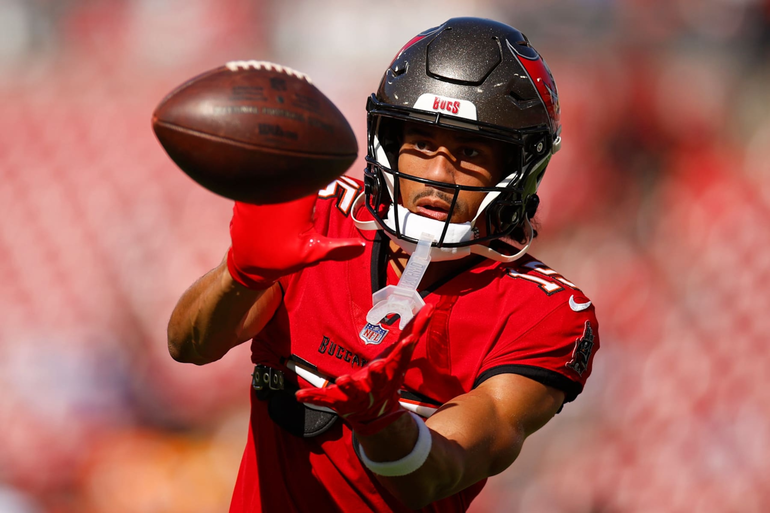 TAMPA, FLORIDA - DECEMBER 08: Jalen McMillan #15 of the Tampa Bay Buccaneers warms up prior to the game at Raymond James Stadium on December 08, 2024 in Tampa, Florida. (Photo by Mike Ehrmann/Getty Images)