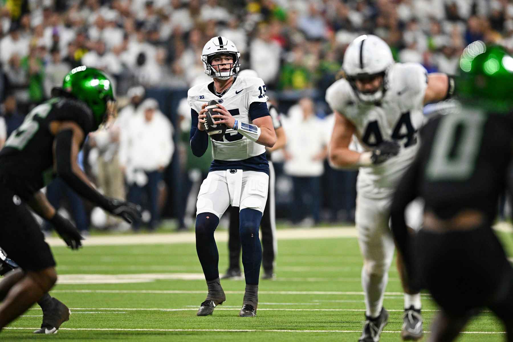 INDIANAPOLIS, IN - DECEMBER 07: Penn State Nittany Lions QB Drew Allar (15) during the Big Ten Championship football game between the Penn State Nittany Lions and the Oregon Ducks on December 7, 2024 at Lucas Oil Stadium in Indianapolis, IN (Photo by James Black/Icon Sportswire via Getty Images)