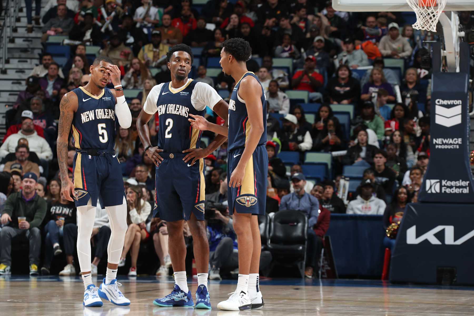 Dejounte Murray, Herbert Jones and Trey Murphy III