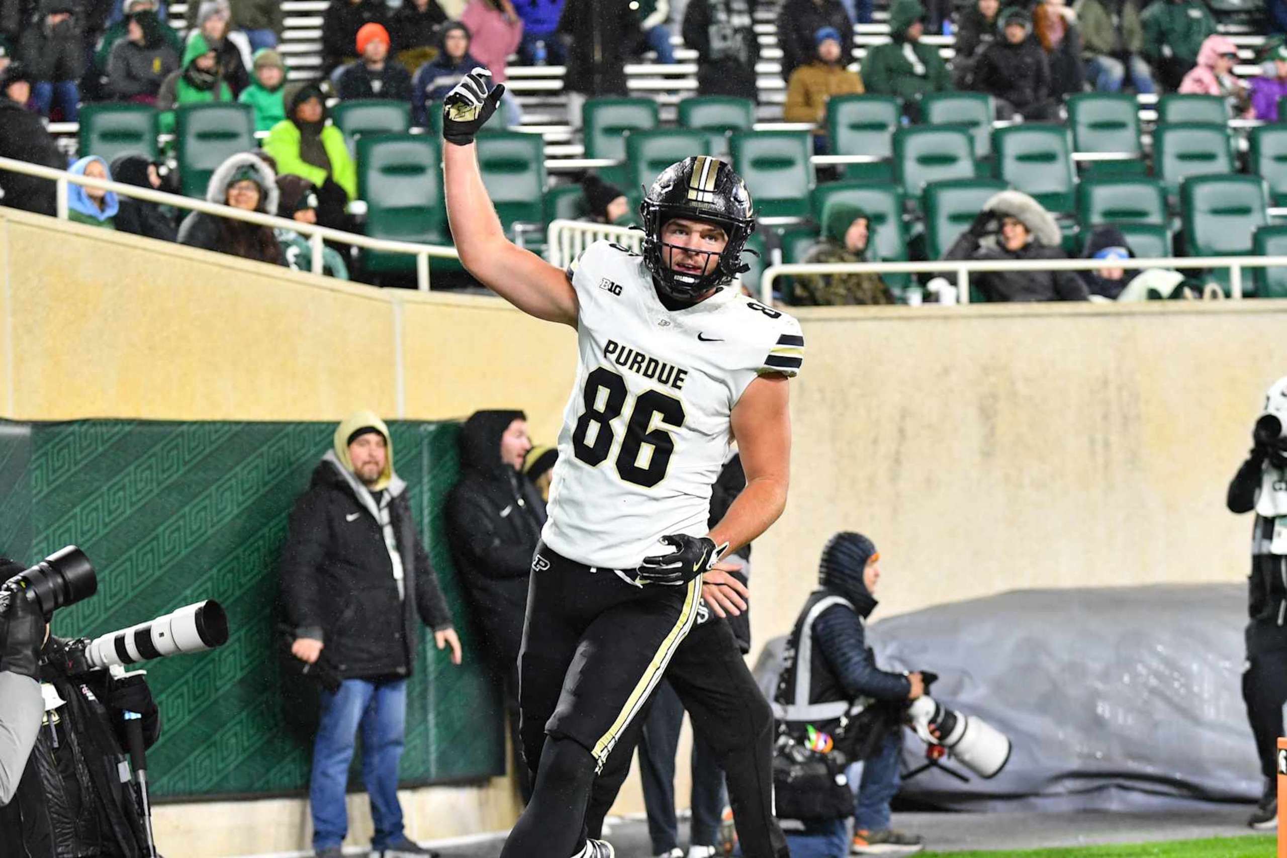 EAST LANSING, MI - NOVEMBER 22: Purdue Boilermakers tight end Max Klare (86) reacts to his third quarter touchdown during a college football game between the Michigan State Spartans and Purdue Boilermakers on November 22, 2024 at the Breslin Center in East Lansing, MI. (Photo by Adam Ruff/Icon Sportswire via Getty Images)