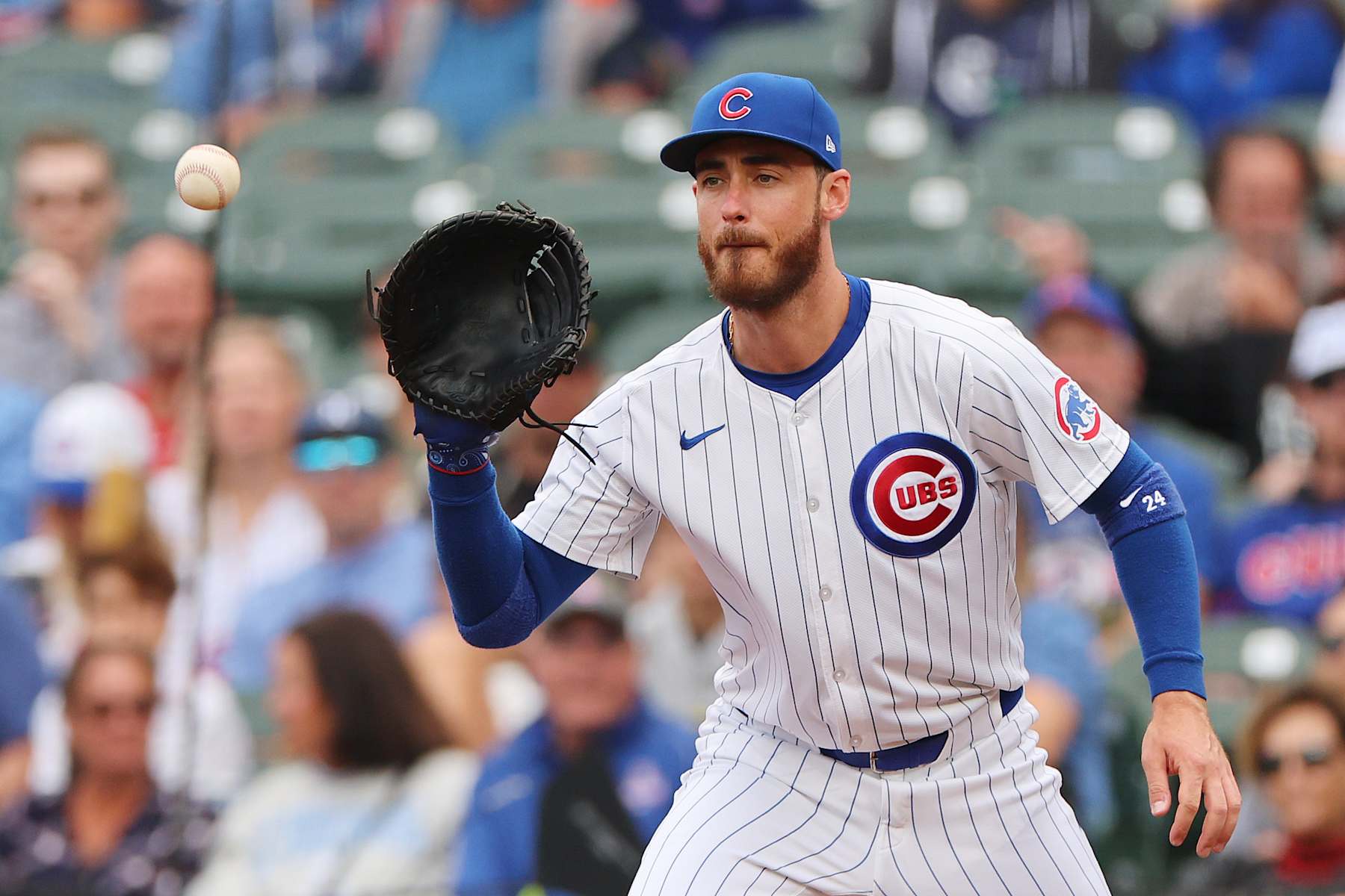 CHICAGO, ILLINOIS - SEPTEMBER 27: Cody Bellinger #24 of the Chicago Cubs in action against the Cincinnati Reds at Wrigley Field on September 27, 2024 in Chicago, Illinois. (Photo by Michael Reaves/Getty Images)