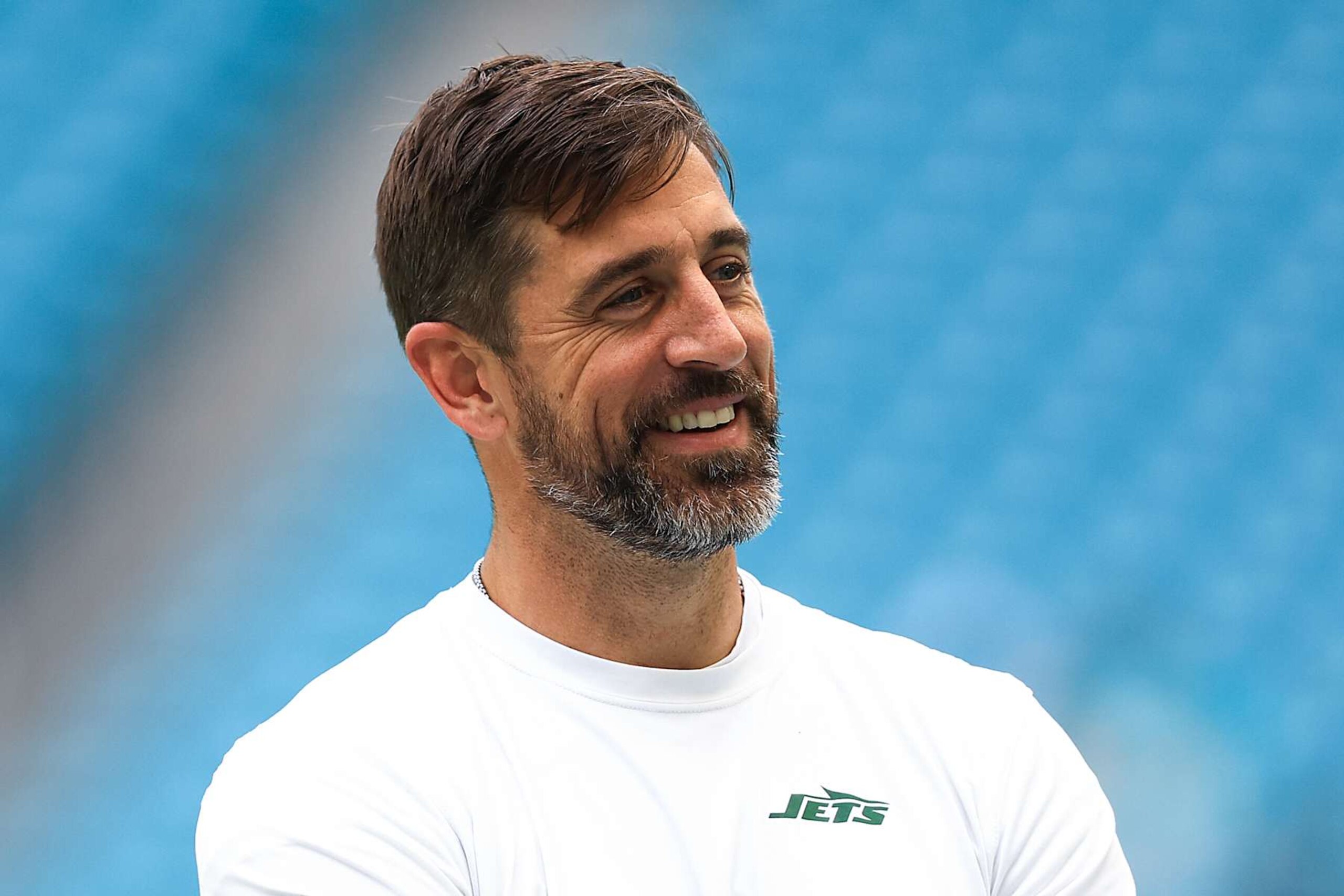 MIAMI GARDENS, FLORIDA - DECEMBER 08: Aaron Rodgers #8 of the New York Jets warms up prior to playing a game against the Miami Dolphins at Hard Rock Stadium on December 08, 2024 in Miami Gardens, Florida. (Photo by Megan Briggs/Getty Images)