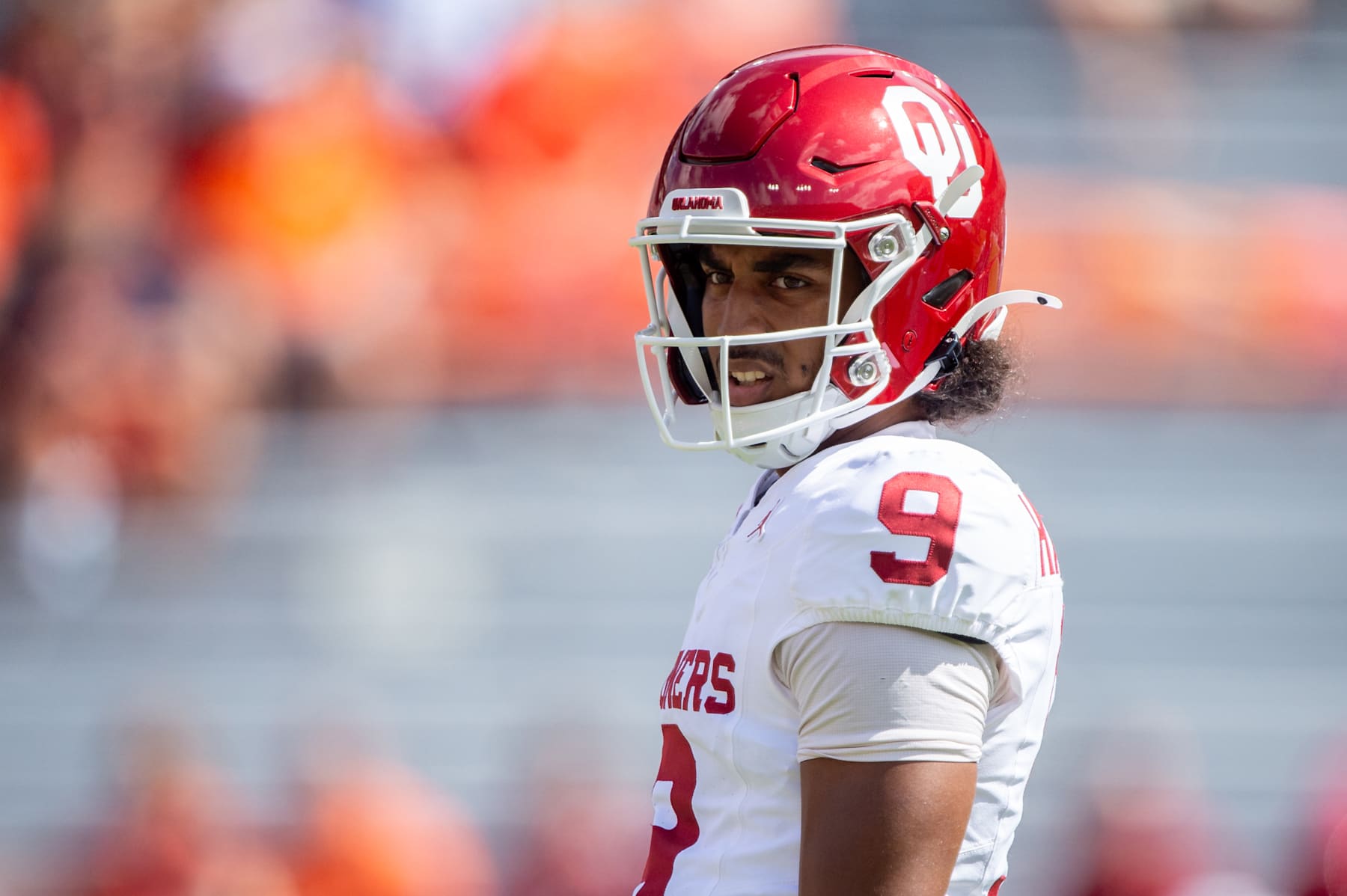 AUBURN, ALABAMA - SEPTEMBER 28: Quarterback Michael Hawkins Jr. #9 of the Oklahoma Sooners prior to their game against the Auburn Tigers at Jordan-Hare Stadium on September 28, 2024 in Auburn, Alabama.  (Photo by Michael Chang/Getty Images)