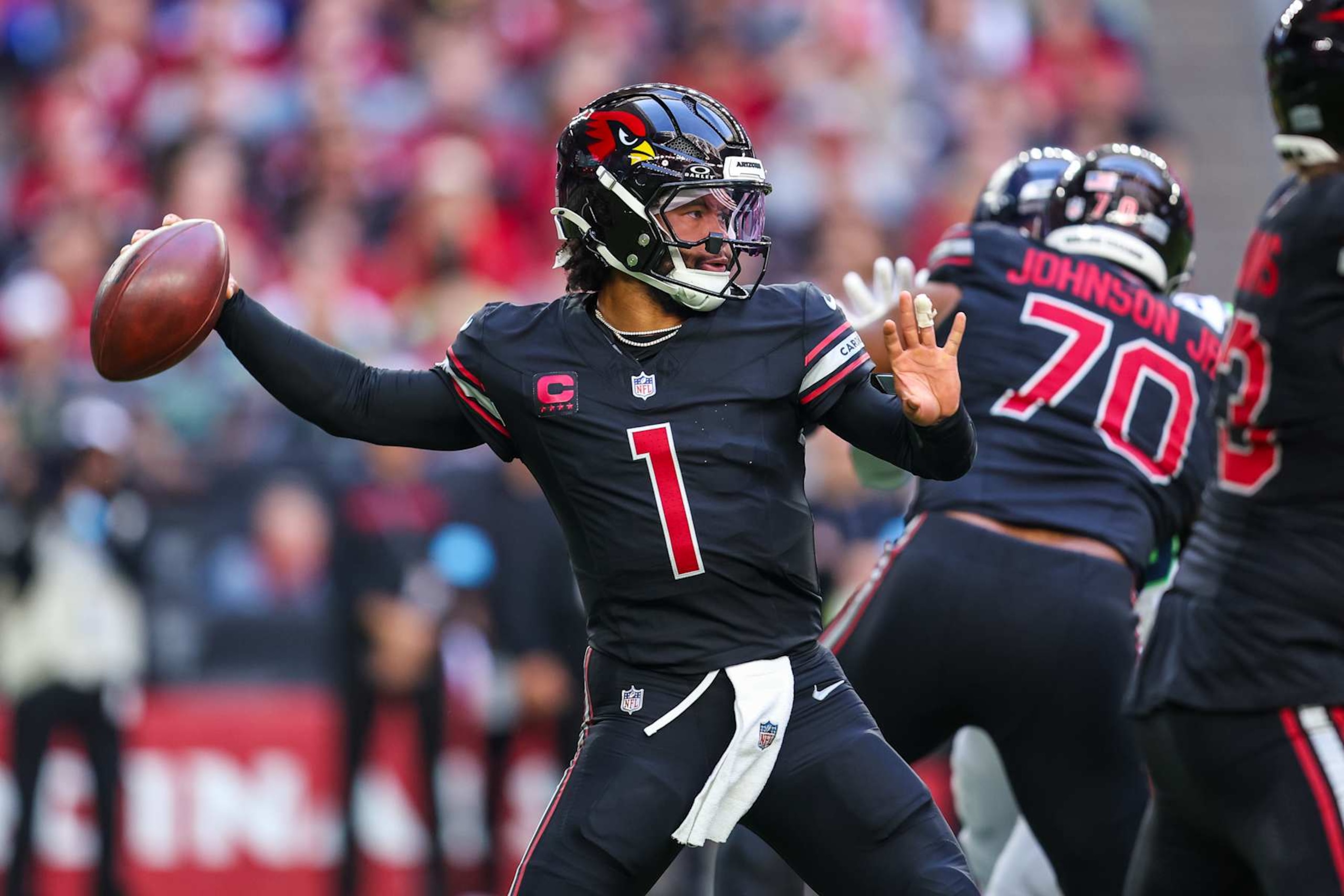 GLENDALE, ARIZONA - DECEMBER 8: Kyler Murray #1 of the Arizona Cardinals throws during the first quarter of a game against the Seattle Seahawks at State Farm Stadium on December 8, 2024 in Glendale, Arizona. (Photo by Mike Christy/Getty Images)