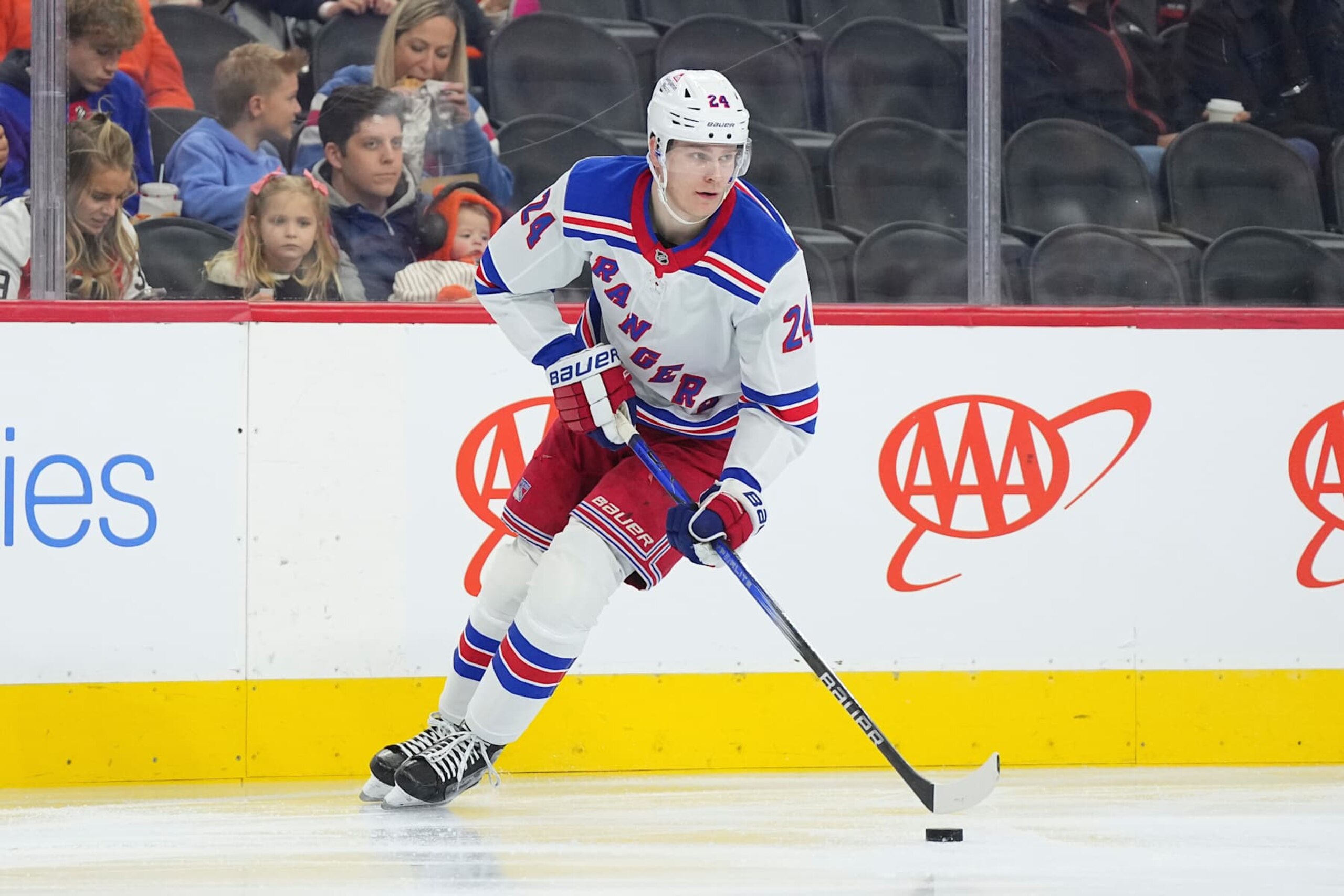 PHILADELPHIA, PENNSYLVANIA - NOVEMBER 29: Kaapo Kakko #24 of the New York Rangers controls the puck against the Philadelphia Flyers at the Wells Fargo Center on November 29, 2024 in Philadelphia, Pennsylvania. The Flyers defeated the Rangers 3-1. (Photo by Mitchell Leff/Getty Images)