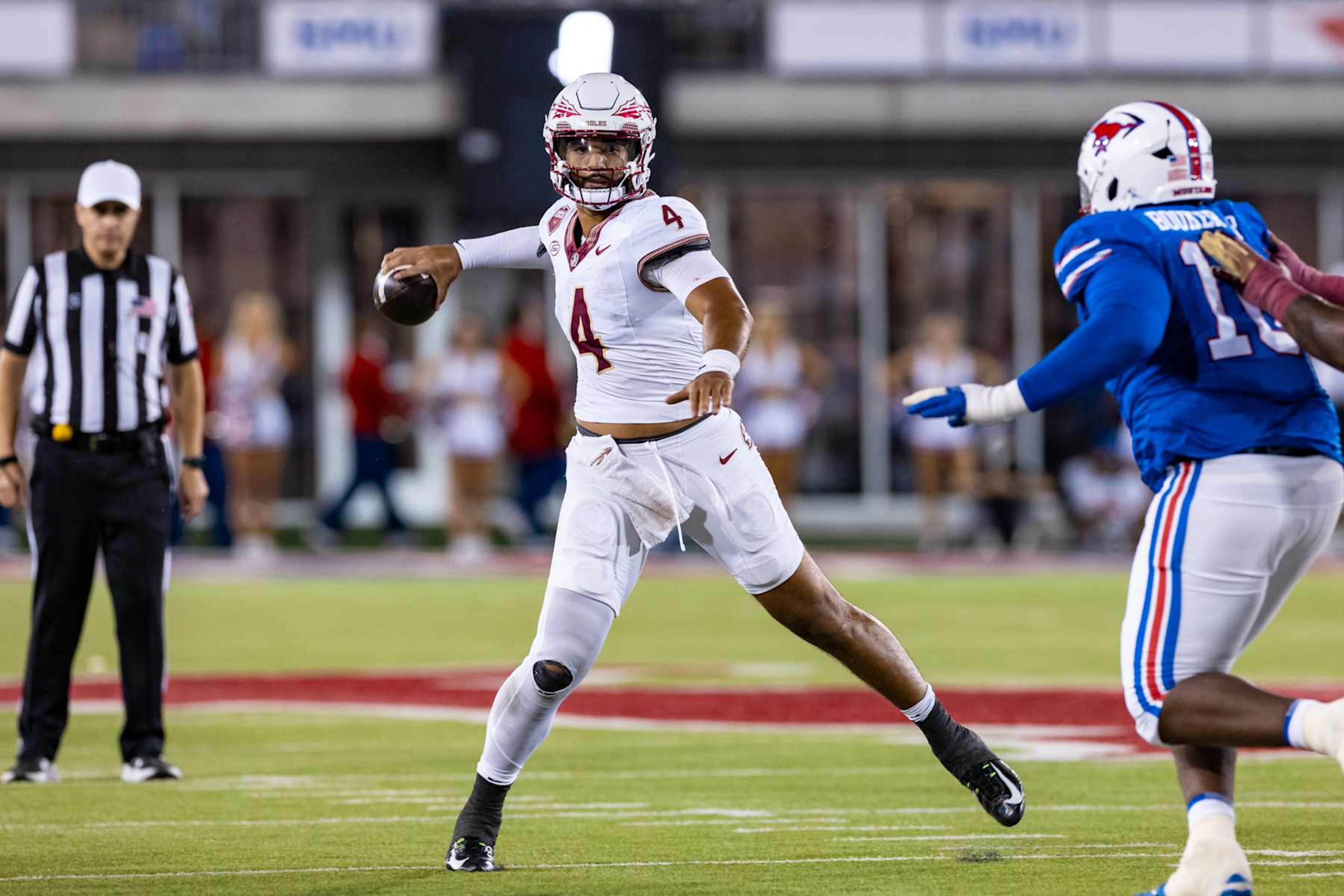 DALLAS, TX - SEPTEMBER 28: Florida State Seminoles quarterback DJ Uiagalelei (#4) throws a pass during the college football game between the SMU Mustangs and the Florida State Seminoles on September 28, 2024, at Gerald J. Ford Stadium in Dallas, TX. (Photo by Matthew Visinsky/Icon Sportswire via Getty Images) DALLAS, TX - SEPTEMBER 28: Florida State Seminoles quarterback DJ Uiagalelei (#4) throws a pass during the college football game between the SMU Mustangs and the Florida State Seminoles on September 28, 2024, at Gerald J. Ford Stadium in Dallas, TX. (Photo by Matthew Visinsky/Icon Sportswire via Getty Images)